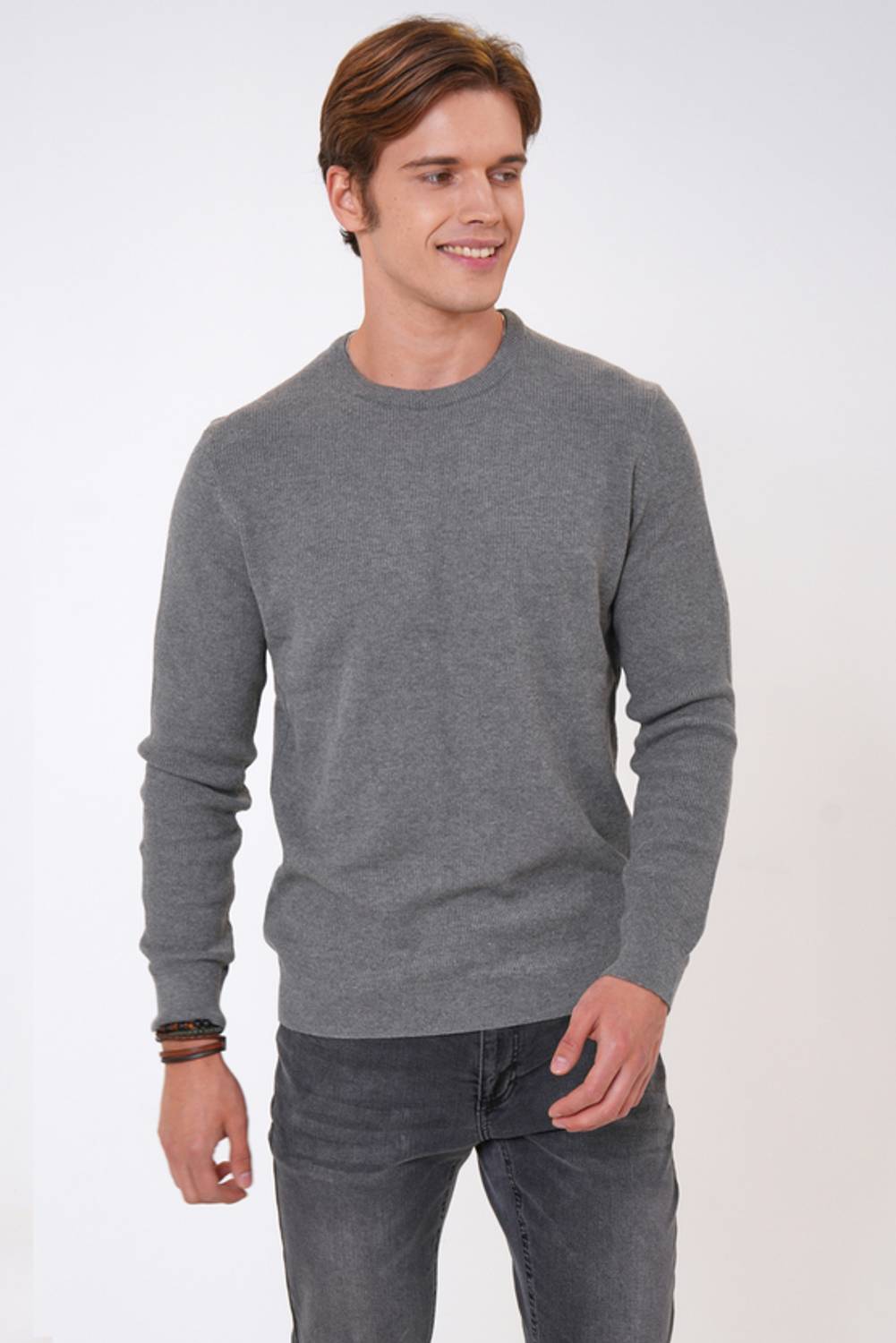 BİSİKLET YAKA JAKARLI TRİKO