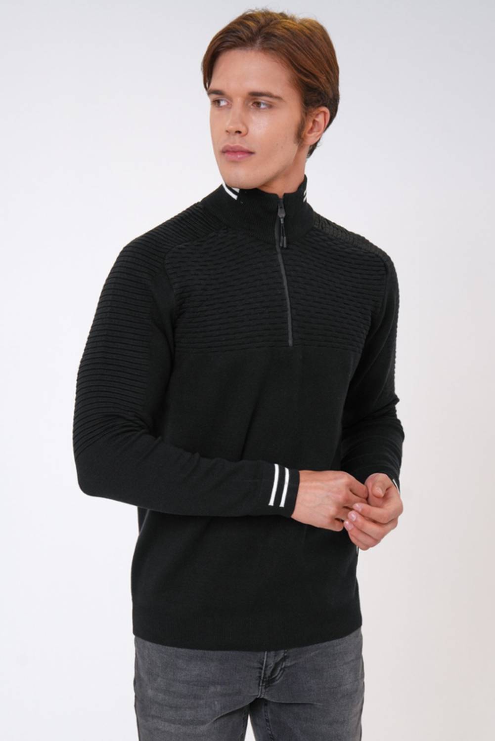 FERMUARLI SPOR TRİKO