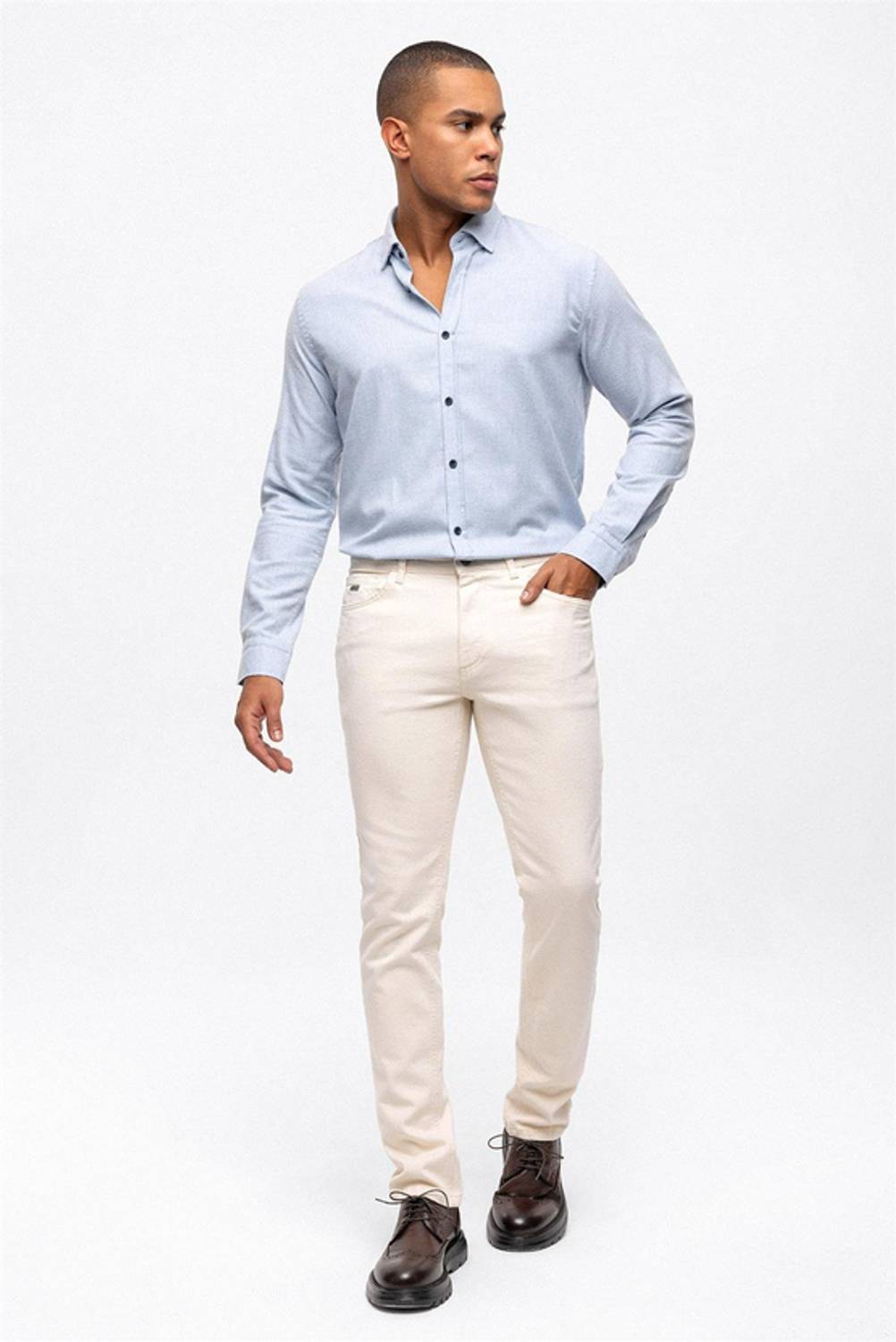 Cream Vintage Wash Denim 5-Pocket Slim Fit Trousers Made with 50% Cotton and 48% Recycled Cotton Sizes 31 to 38 Available