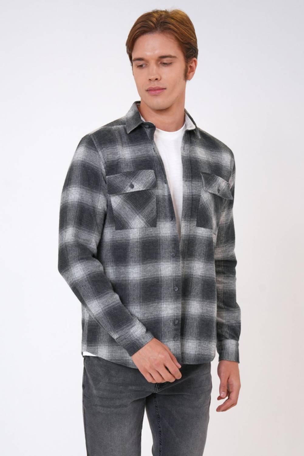 قميص دُكُومَا للرجال بأحجام متنوعة: S، M، L، XL