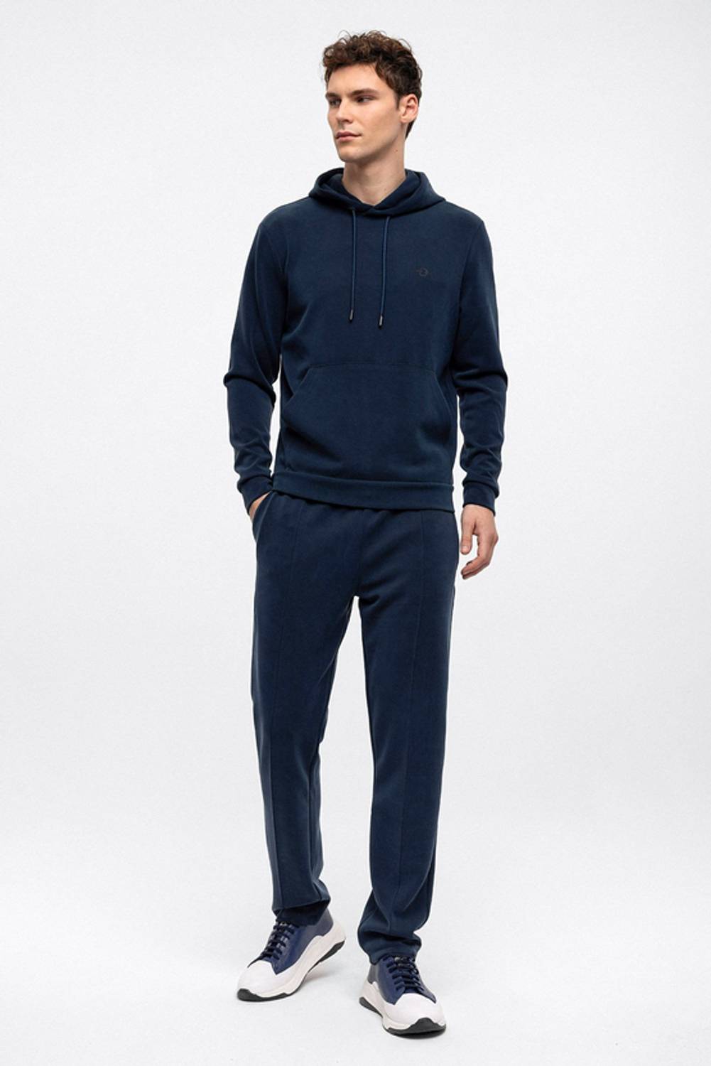 Lacivert Regular Fit Kapüşonlu Kanguru Cepli Sweatshirt