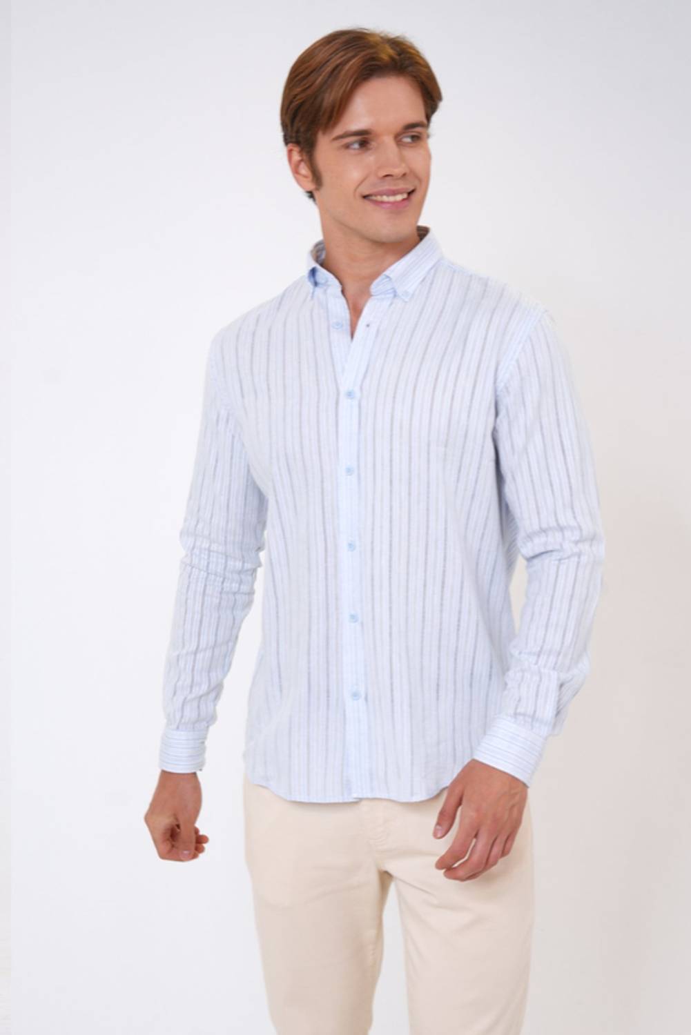 DÜĞMELİ YAKA DOKUMA GÖMLEK