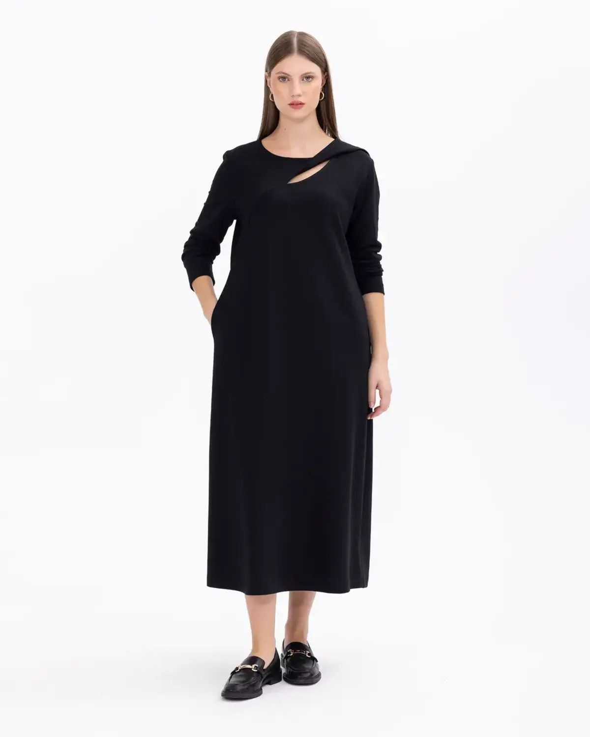 Plus Size Dress with Elegant Window Details and Relaxed Fit
