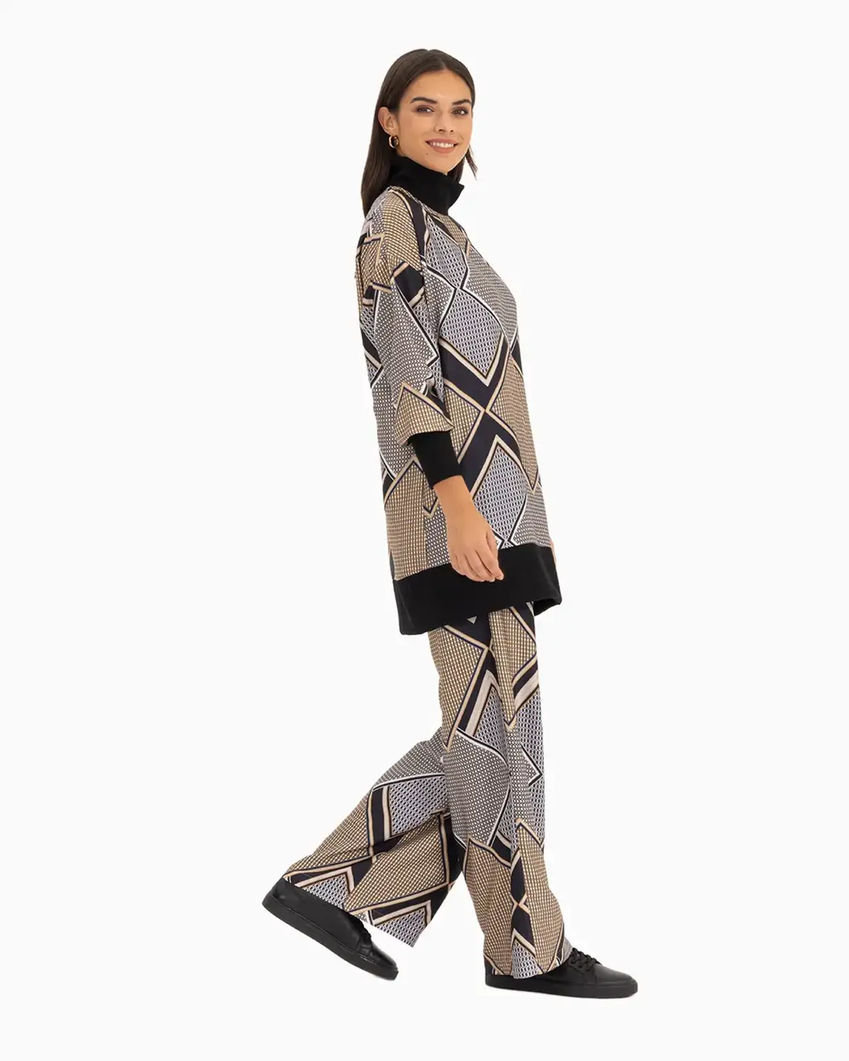 Satin-Look Wide Leg Trousers with Pattern, Comfortable Fit, 100% Polyester, Perfect for Pairing with Matching Tunic