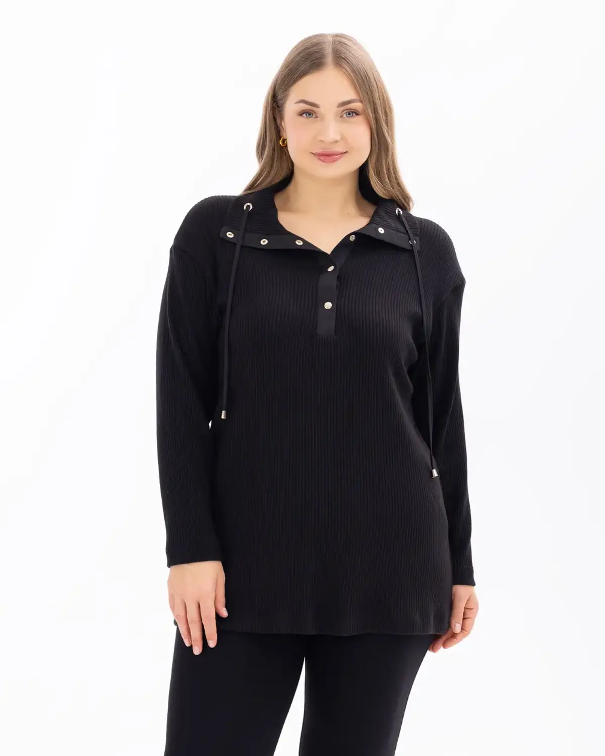 Трикотажна блуза великого розміру з кнопками та вільним кроєм

