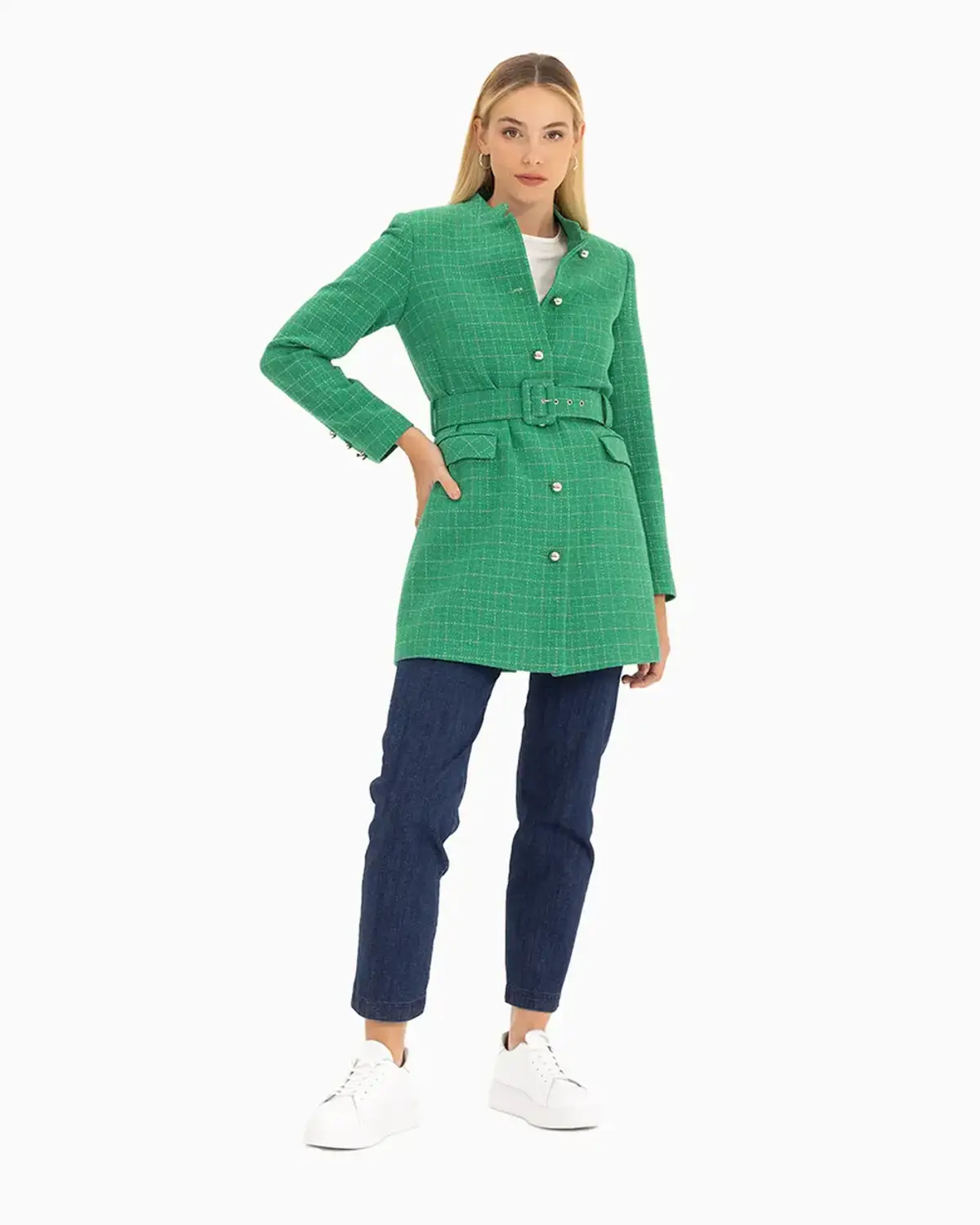 dik yaka düğme detaylı ceket