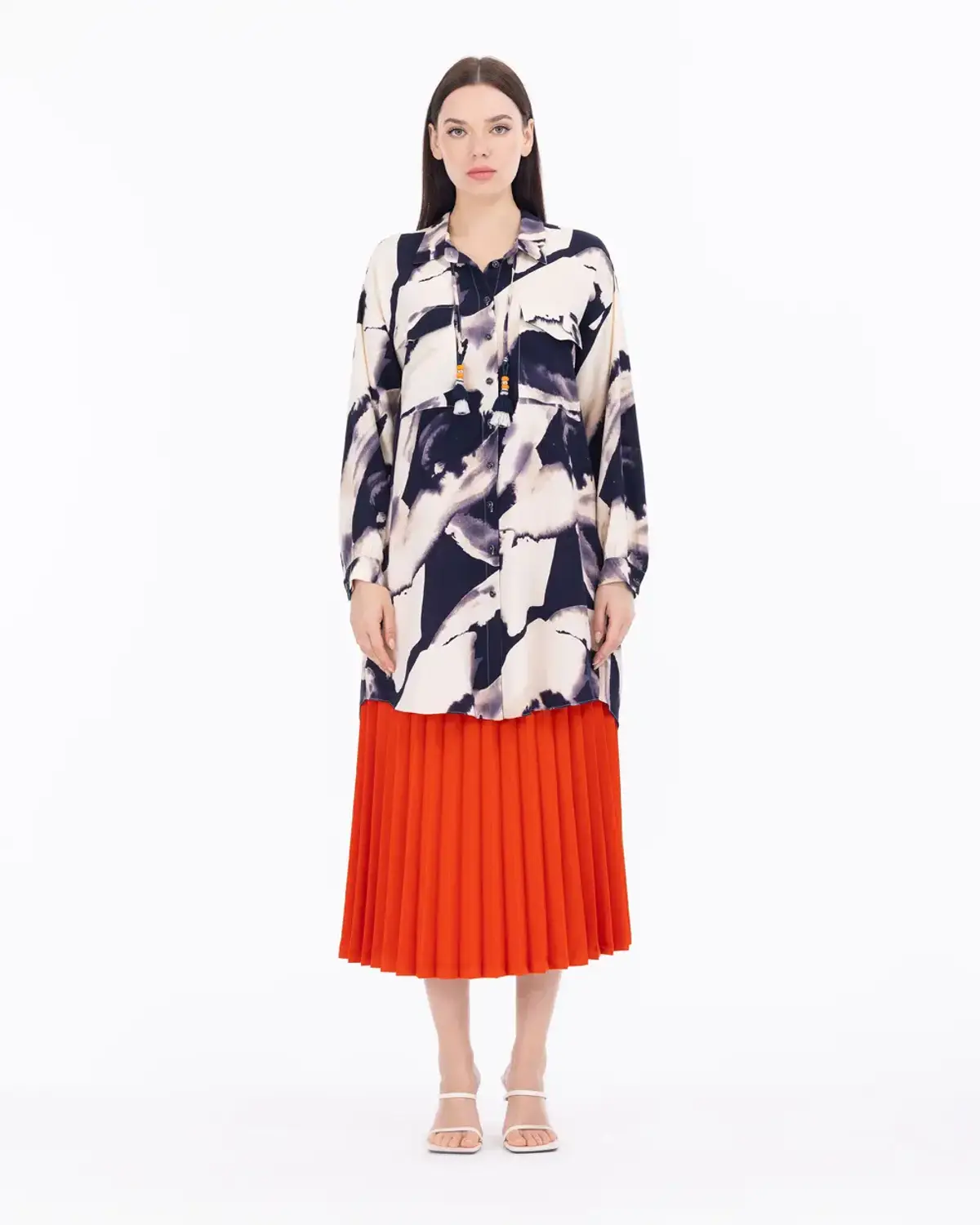 bağcık detaylı gömlek yaka tunik