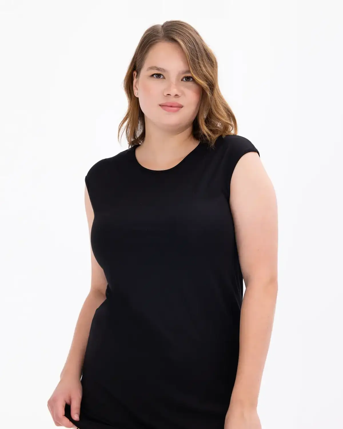 büyük beden yuvarlak yakalı basic tişört