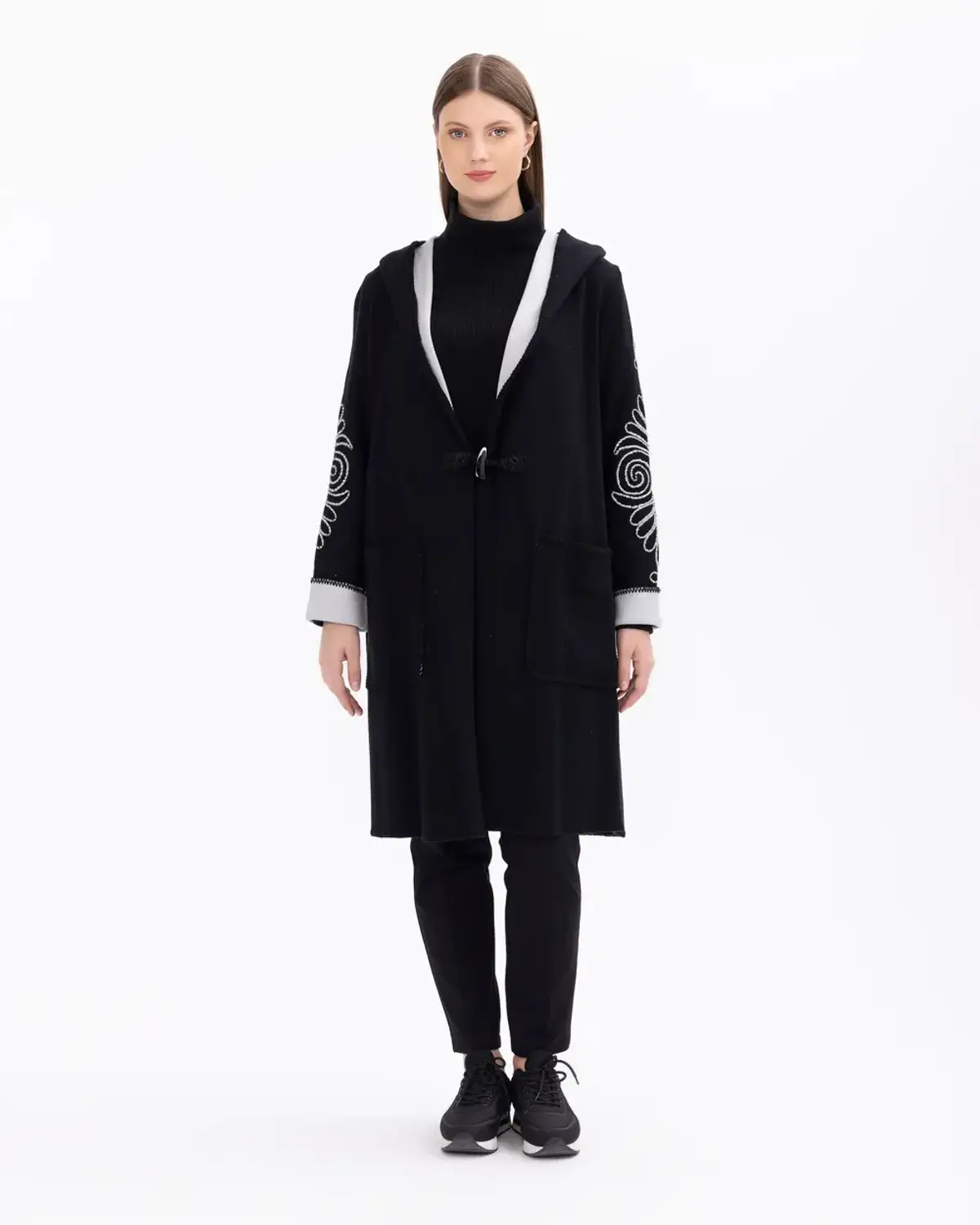 büyük beden nakış detaylı cepli kapüşonlu kap