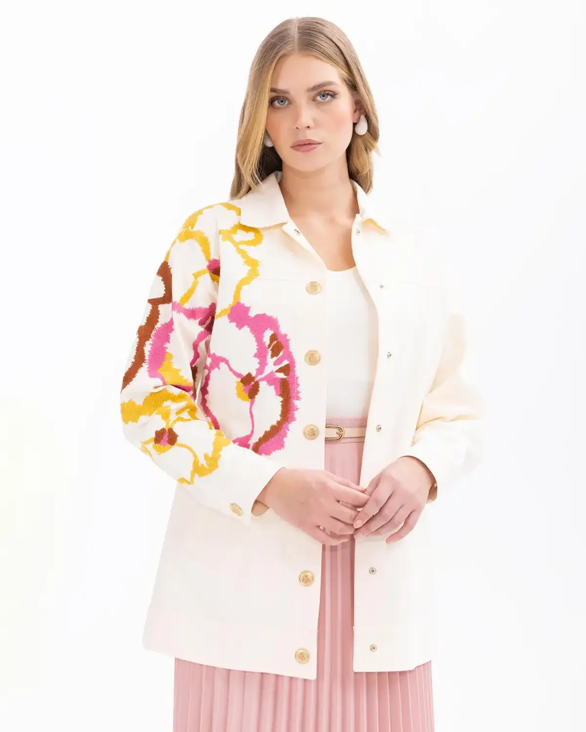 nakış detaylı çıtçıt düğmeli ceket