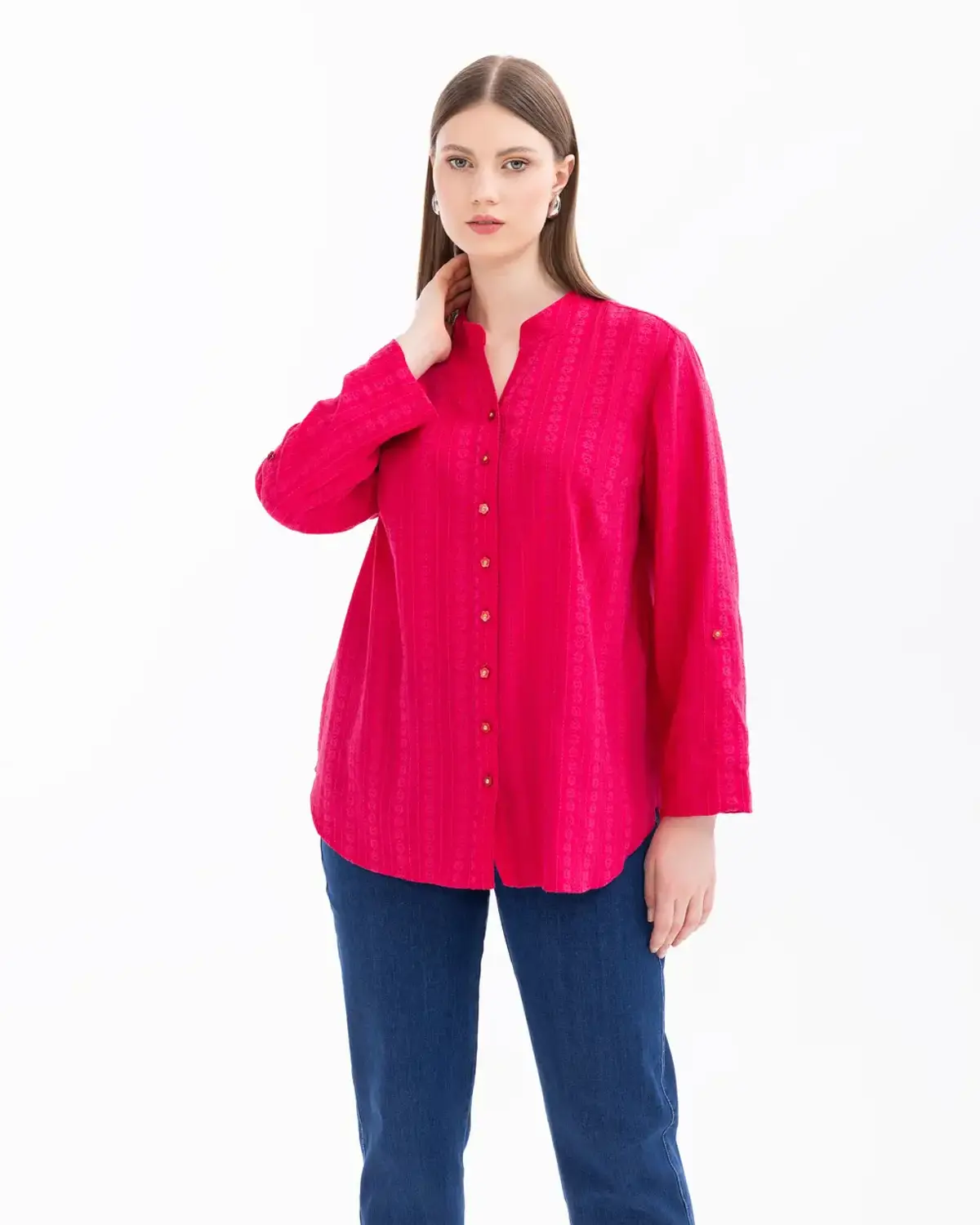 hakim yaka düğmeli gömlek