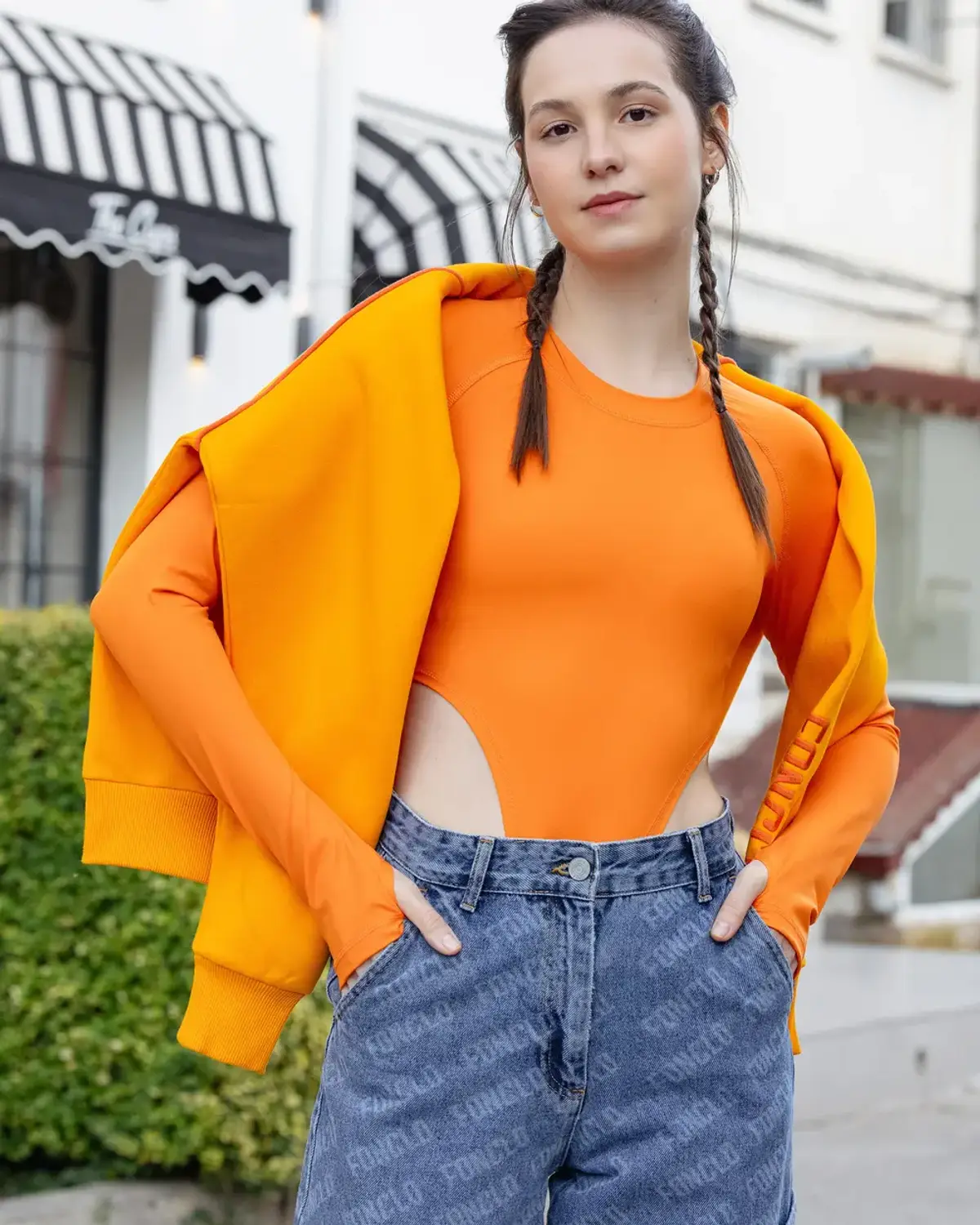 parmak detaylı bodysuit