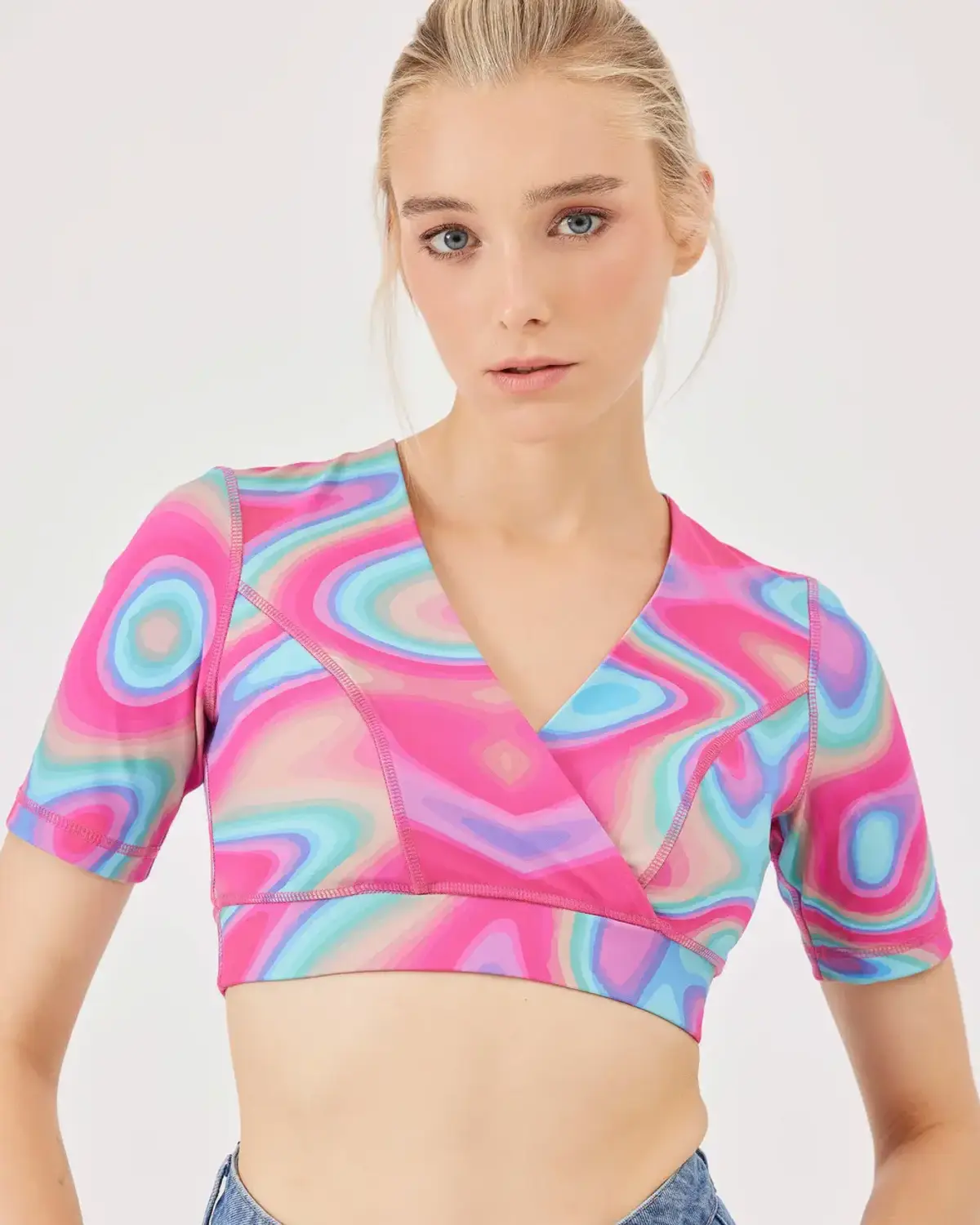 desenli likralı crop top