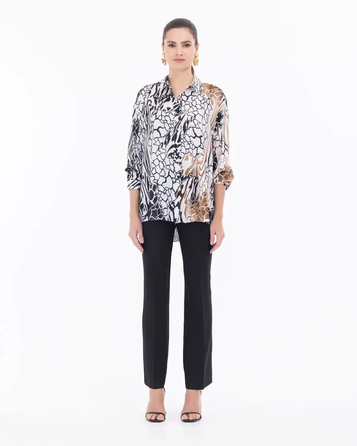 desenli uzun kollu gömlek