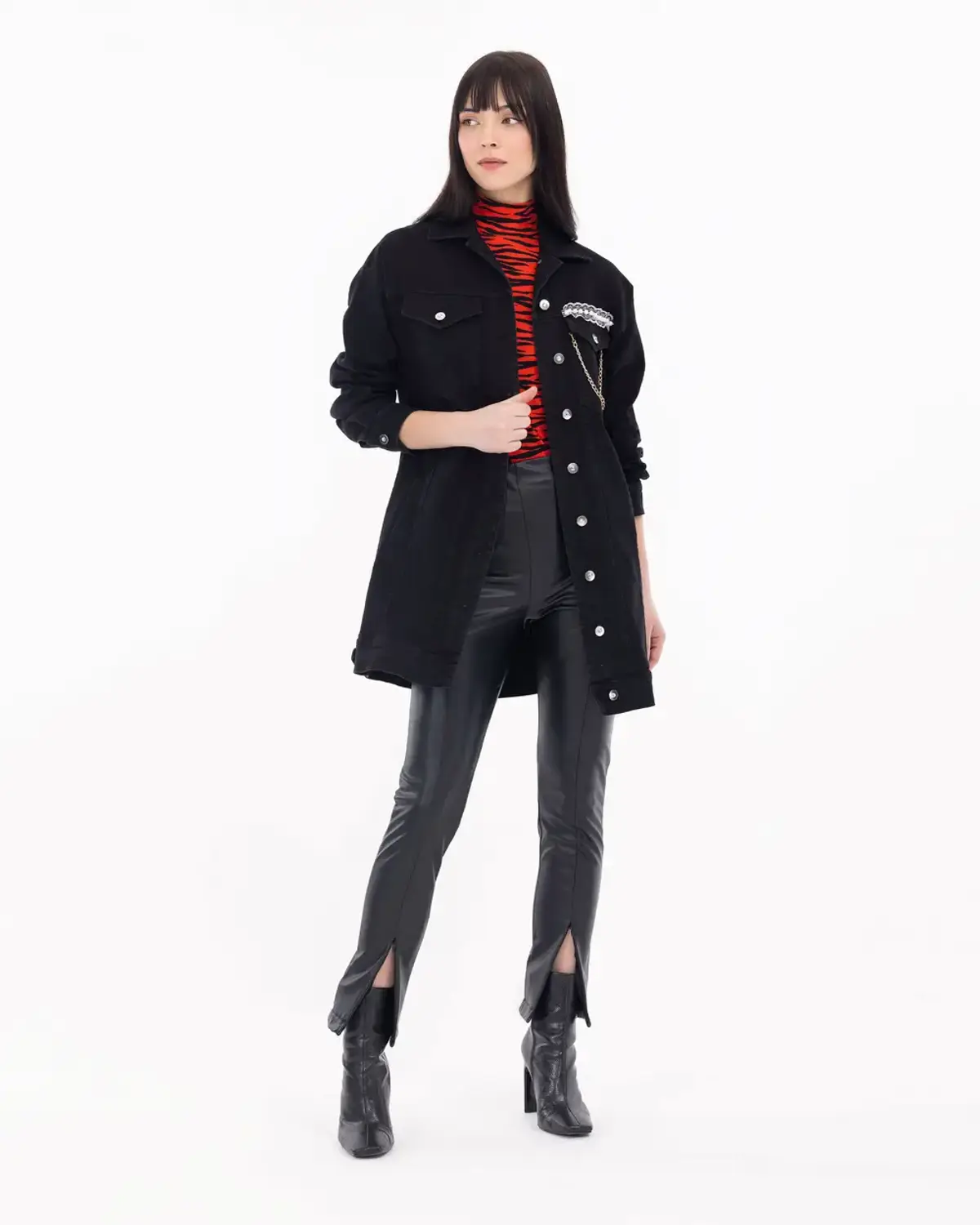 Джинсова куртка з деталью у вигляді ланцюга, довгі рукава, кишені, стильний повсякденний вигляд, 98% бавовна, розмір 36, чорний джинс