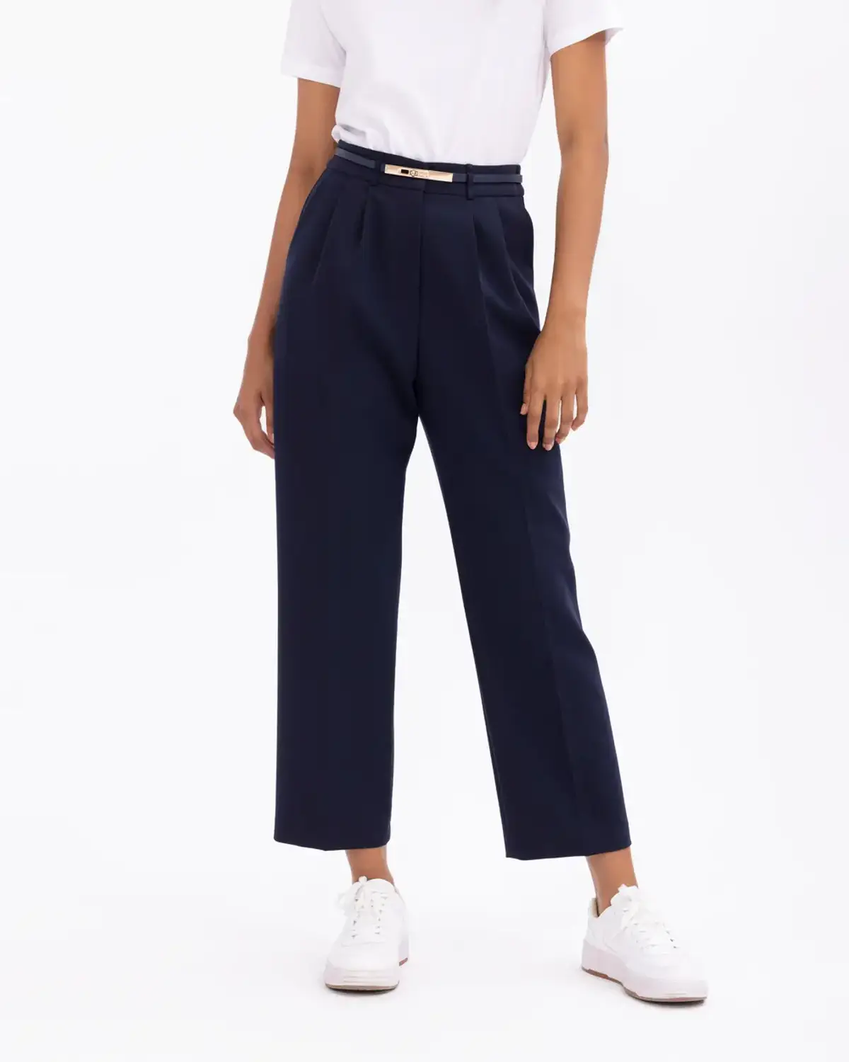 بنطال بجيوب تصميم عصري بقصة جزرية للنساء بألوان متعددة