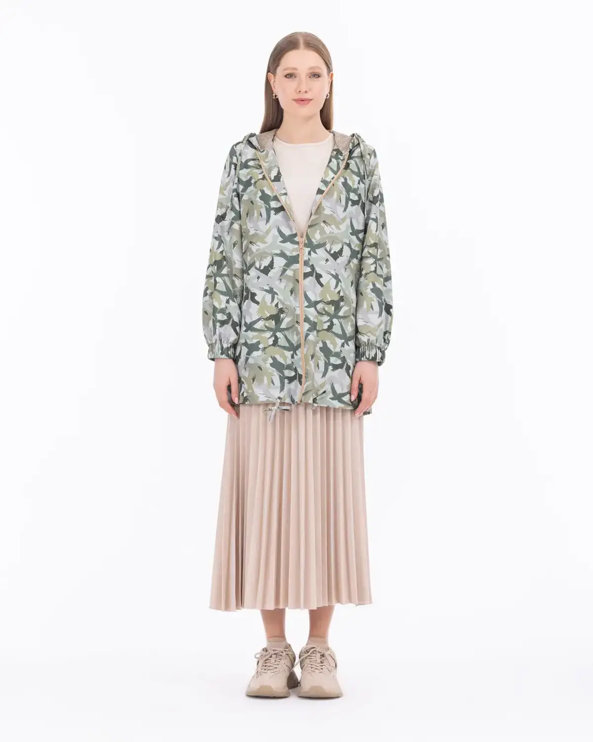 kapüşon yaka desenli spor trençkot