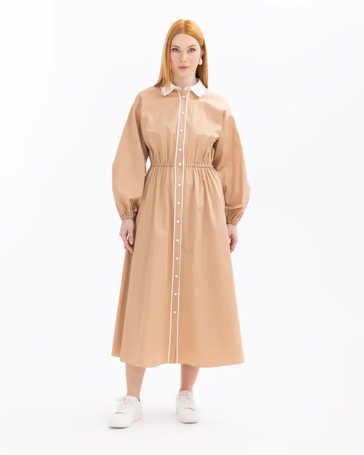 Gathered Waist Button Detail Dress in Navy and Camel for Classic Elegance