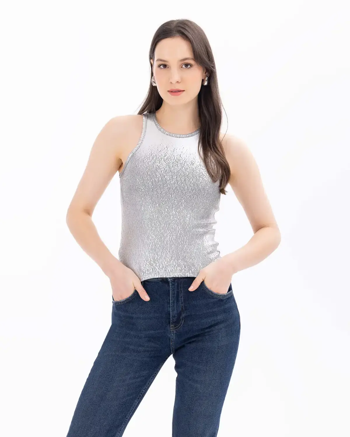 sim detaylı bel boy kolsuz tişört