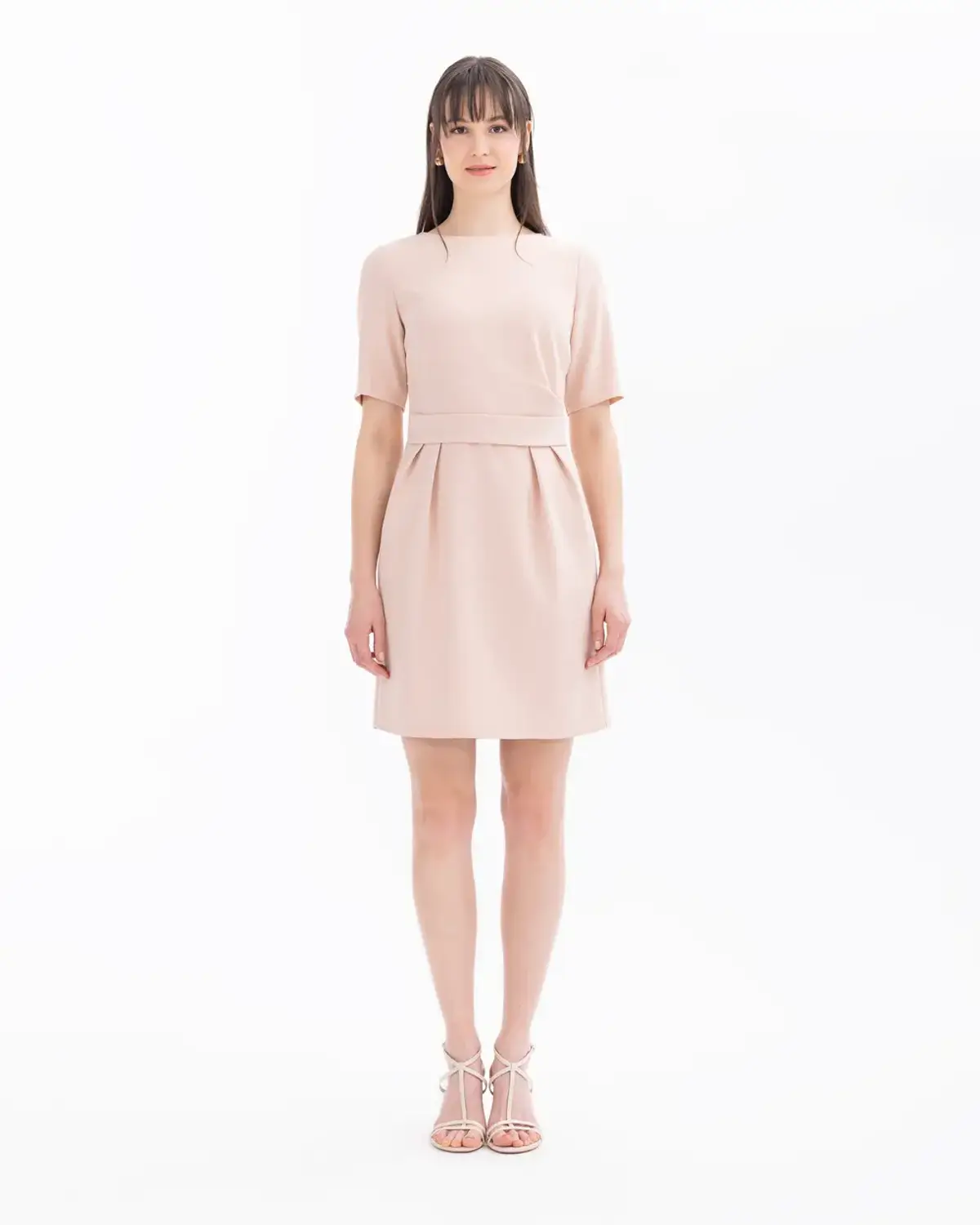 Сукня з коротким рукавом з крепу з акцентом на талії 