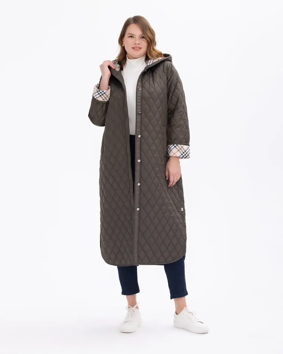 büyük beden astarı desenli kapitone kaban