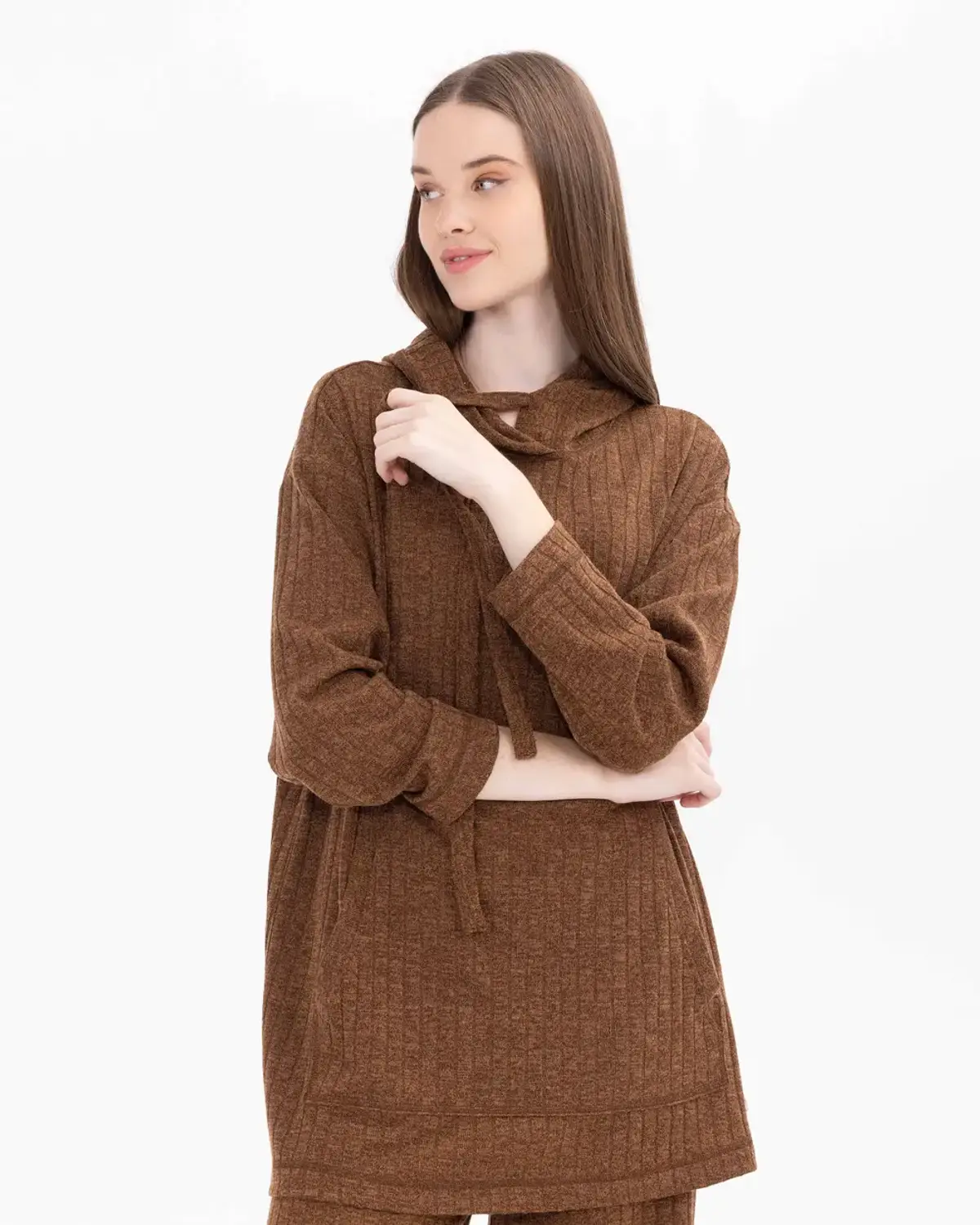 kapüşon yaka cepli sweatshirt