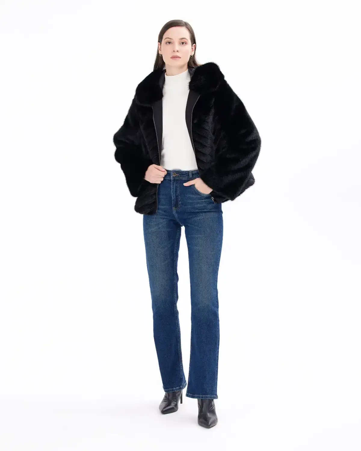 Zippered Plush Short Coat with Hood in Black, Stylish and Warm Outerwear, Modern Fit, Comfortable Design, Ideal for Cold Weather