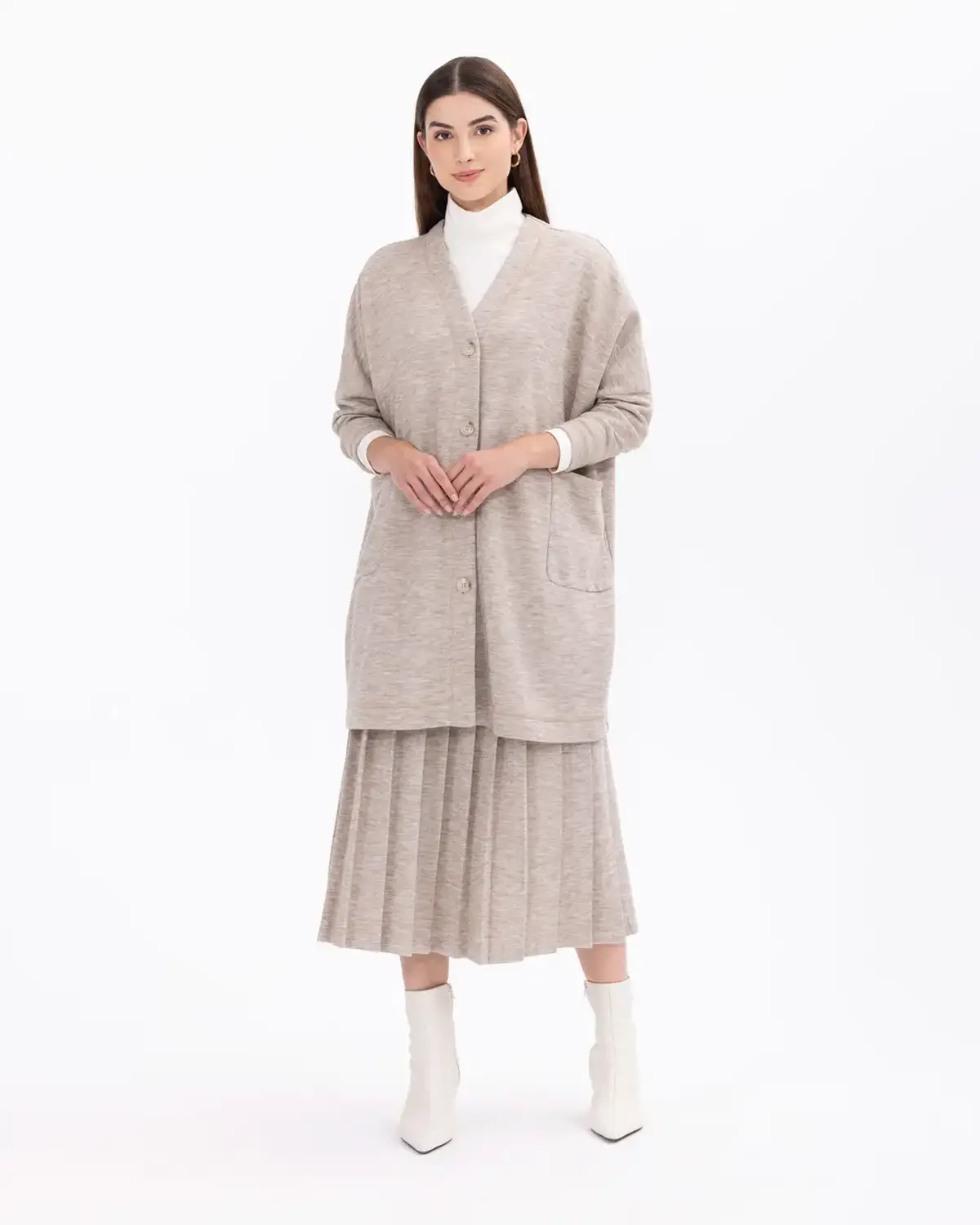 широкий в'язаний кардиган з кишенями в кольорі візон