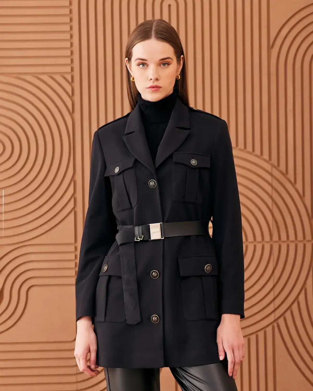 kemerli düğme detay dokuma ceket