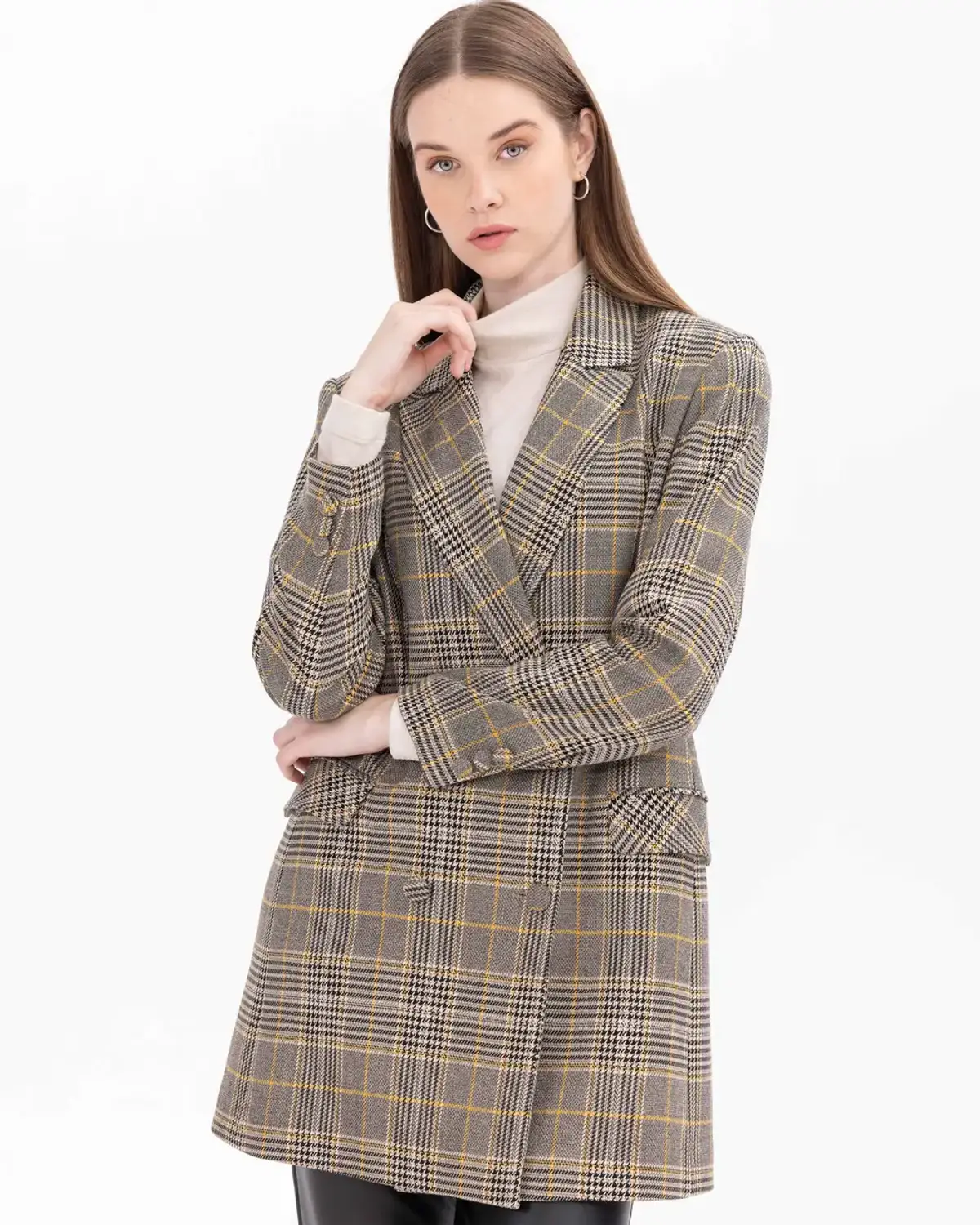 kare desenli kruvaze yakalı cep kapaklı ceket