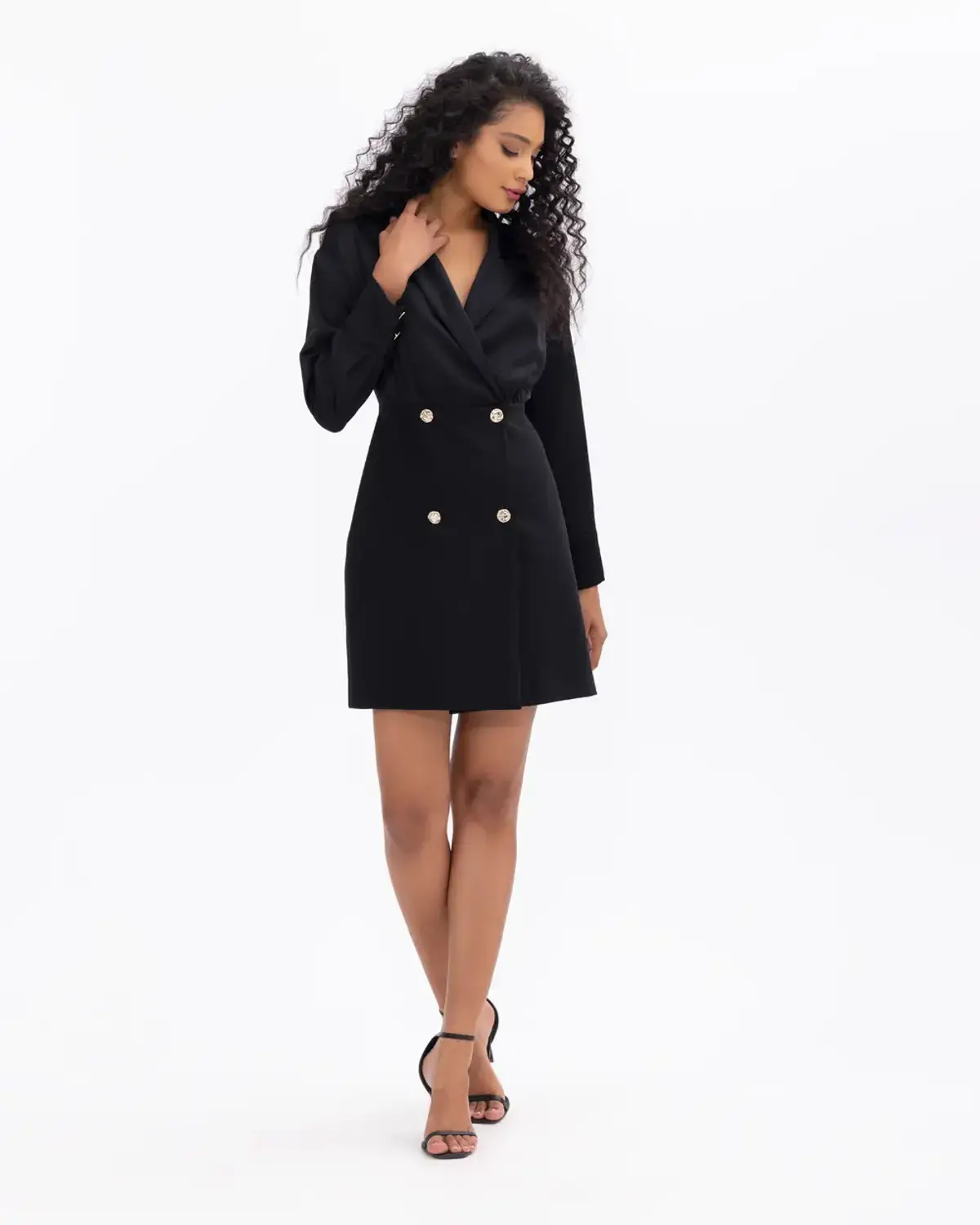 düğme detaylı kruvaze yakalı kısa boy elbise