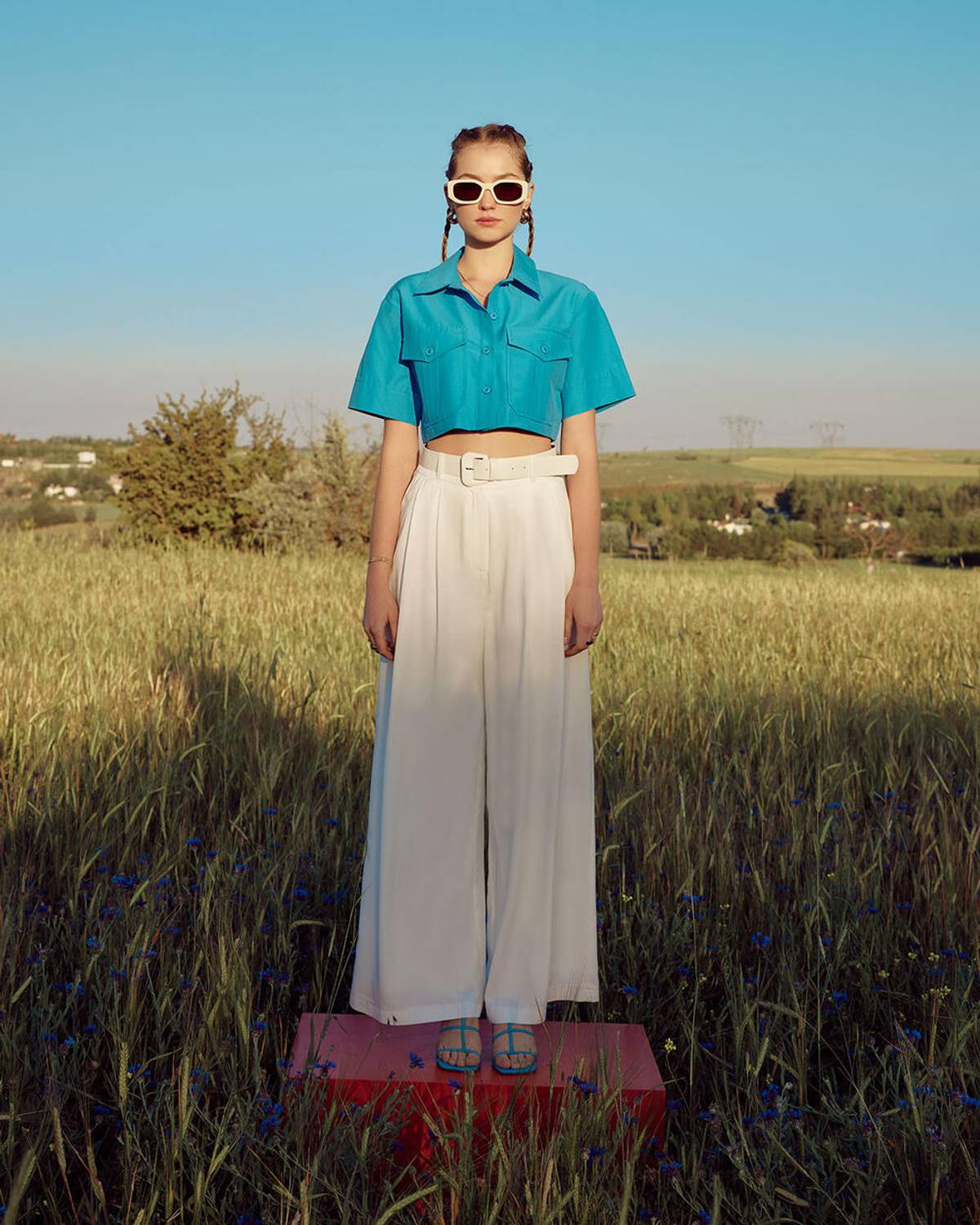 cep detaylı crop kesim poplin gömlek