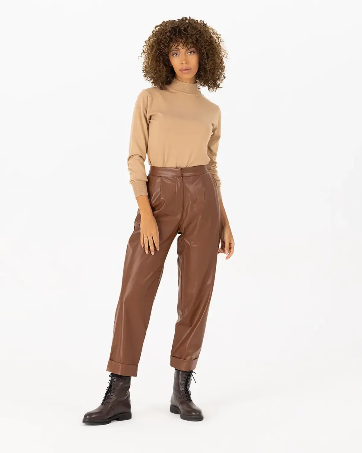 dik yakalı basic triko bluz