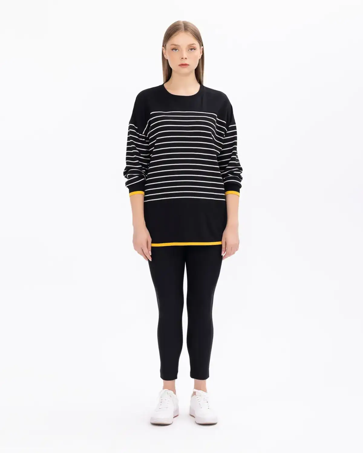 Жіночі легінси великих розмірів чорного кольору, еластична тканина, для спорту та повсякденного стилю, комфорт та стиль в одному