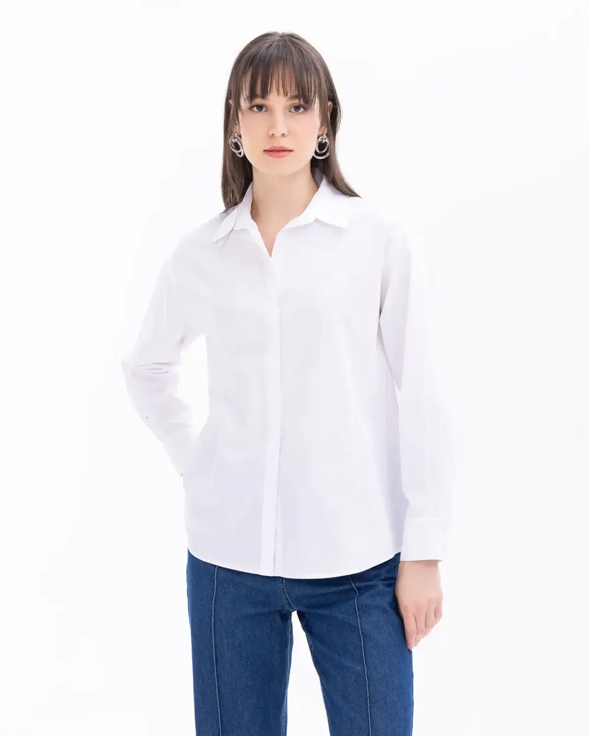 düğmeli uzun kol gömlek