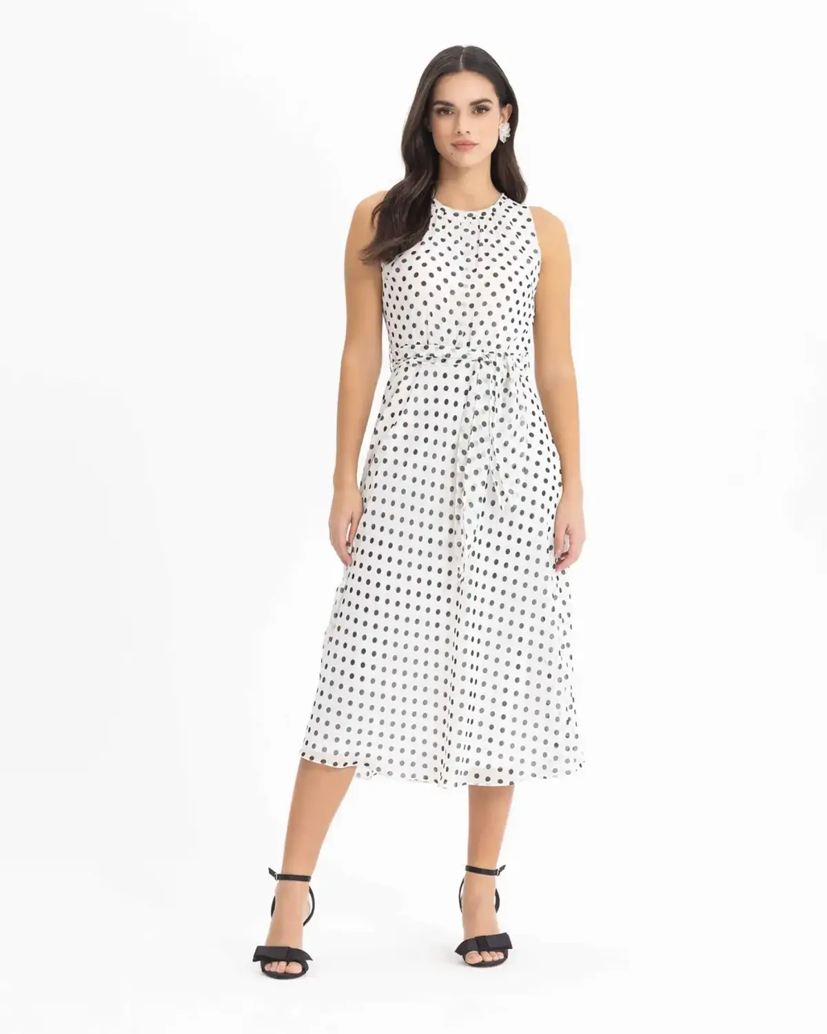 Ретро платье с пуговицами и поясом, белое, миди, без рукавов, 100% полиэстер