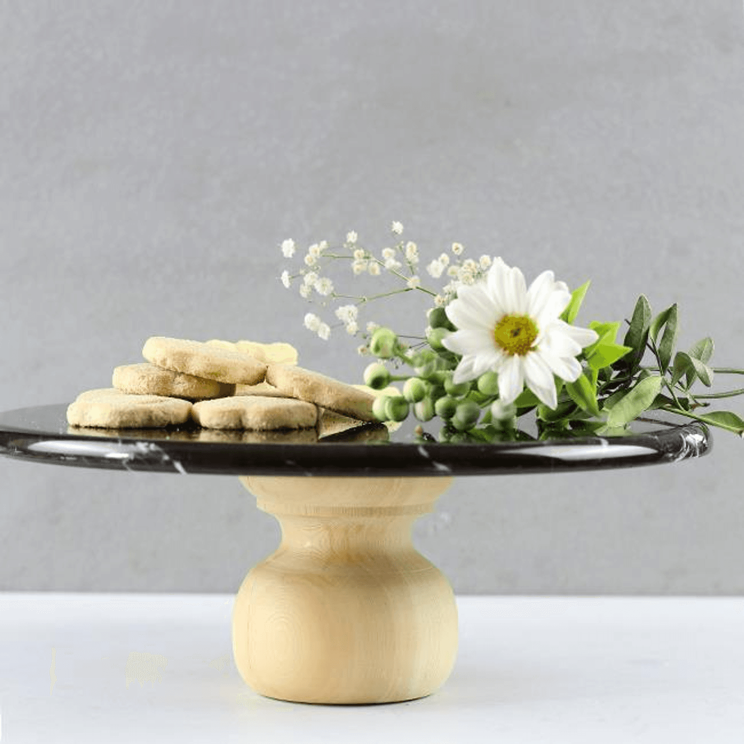 Akayev Mermer 28 Cm Ahşap Ayaklı Siyah Yuvarlak Sunum Tabağı