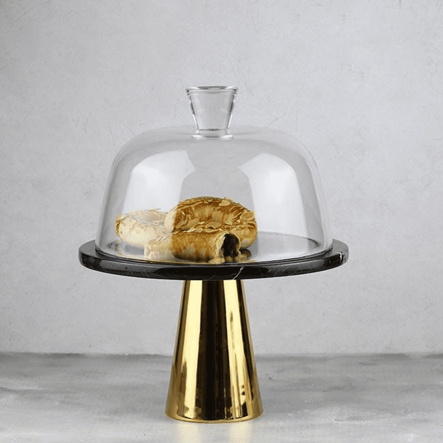 Akayev Mermer 25 Cm Altın Konik Ayak Siyah Cam Fanus