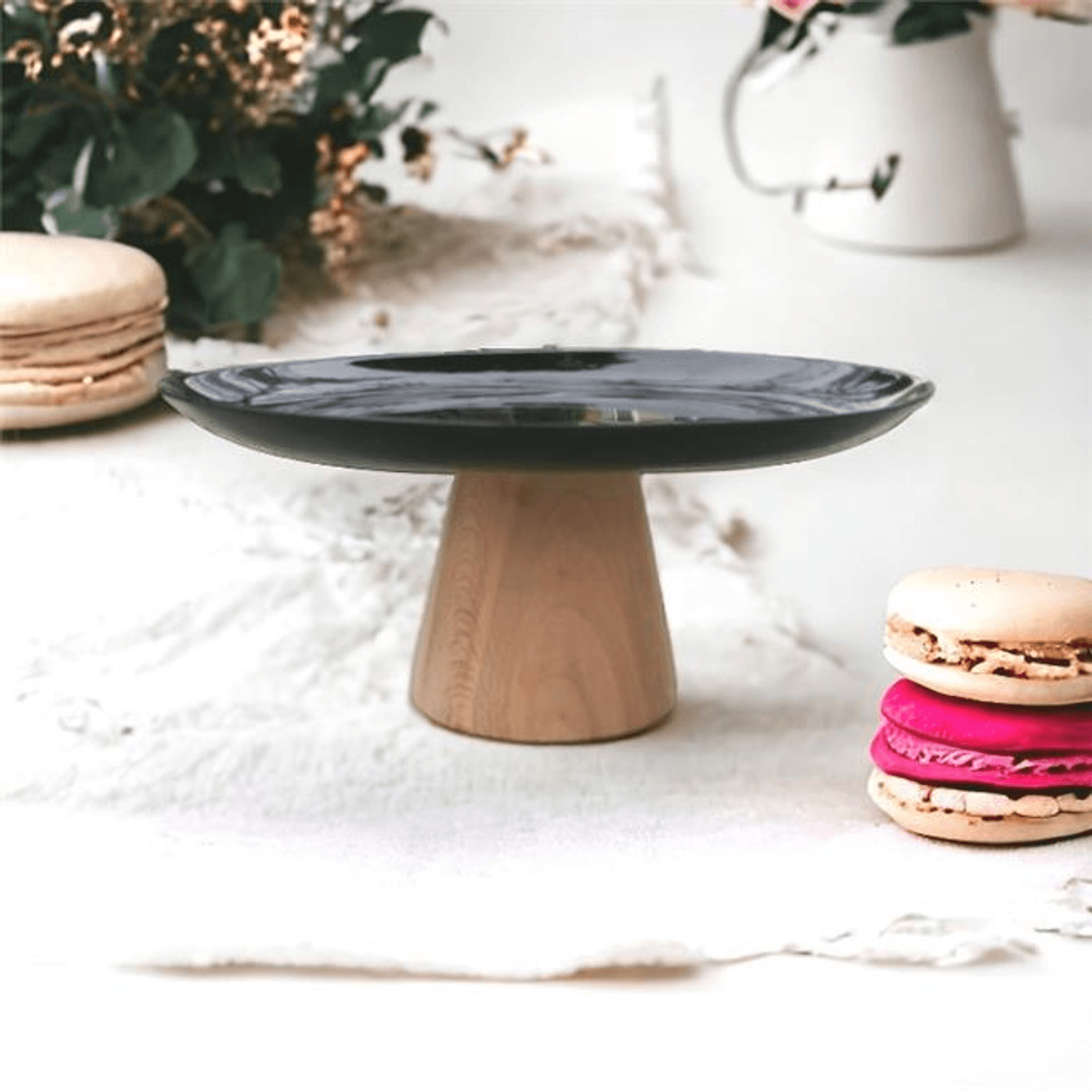 Akayev Ahşap Konik Ayaklı Siyah 25 Cm Sunumluk