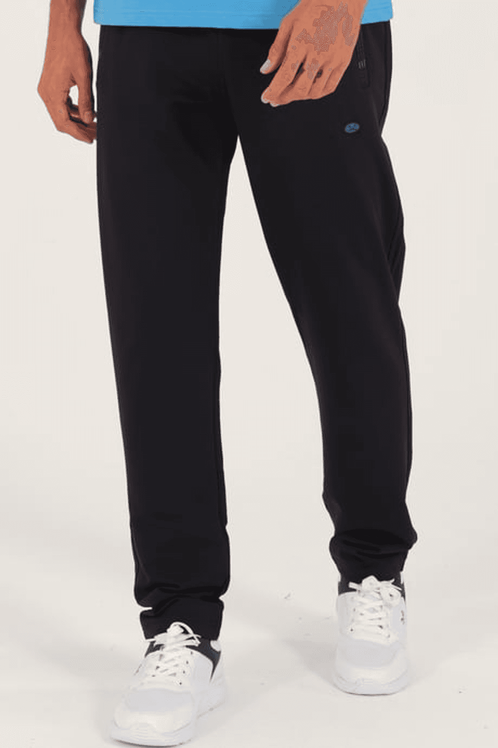 بنطال رياضي رجالي من Escetic باللون الأزرق الداكن مريح ومسامي بخيطين من القماش 4 فصول B1073