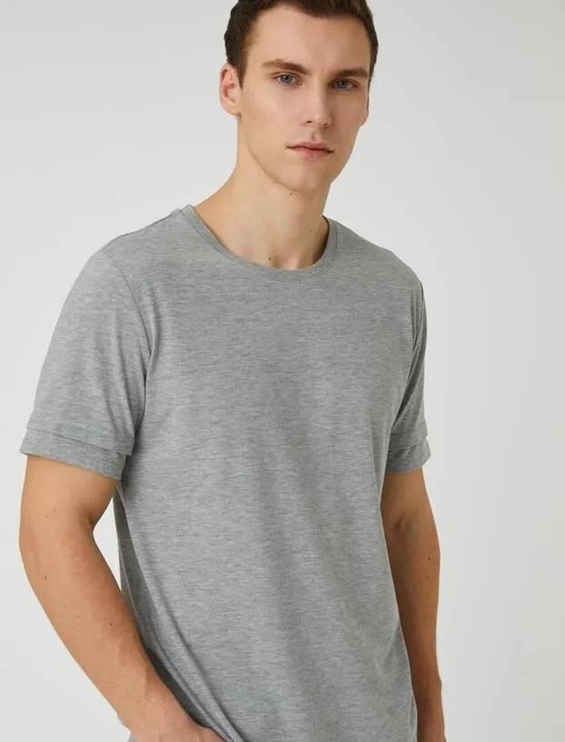 Koton Men's Basic T-Shirt Crew Neck Sleeve Detailed