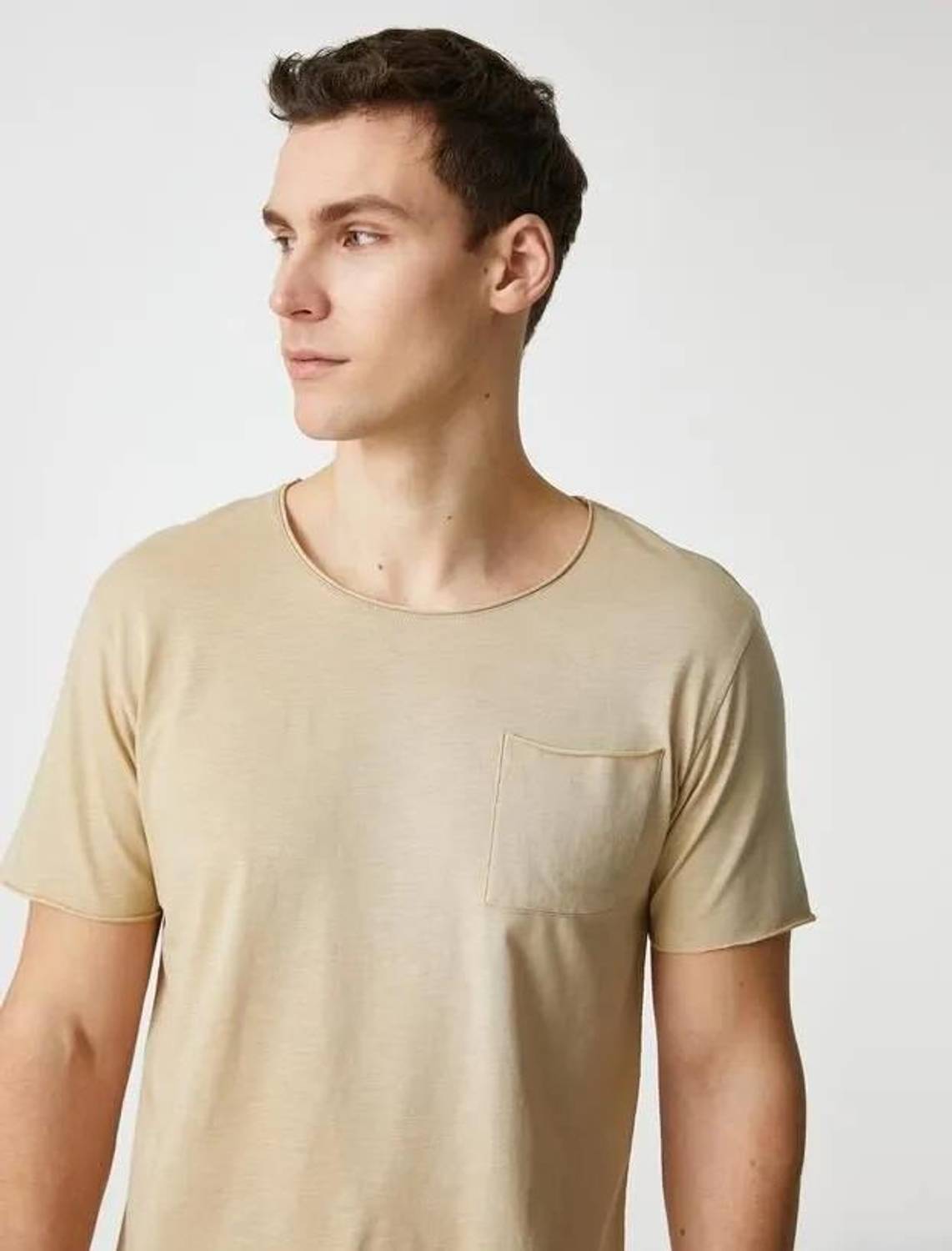 Koton Erkek Basic Tişört Cep Detaylı Kısa Kollu Dar Kesim