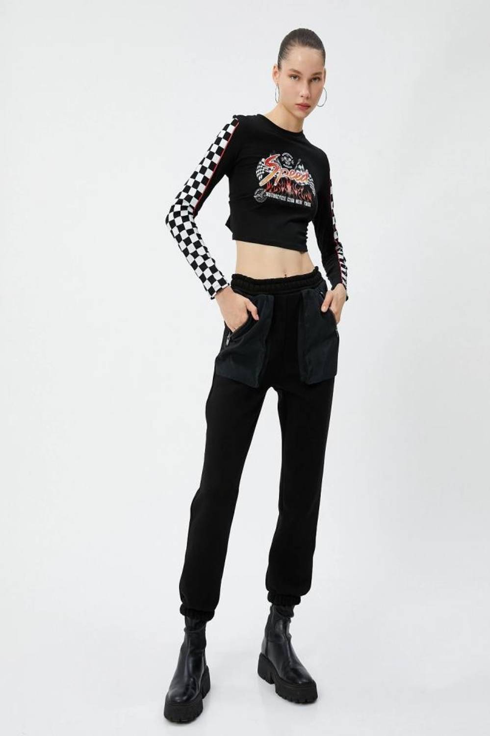 Koton Jogger Sweatpants with Zipper Pocket Detail and Elastic Waist