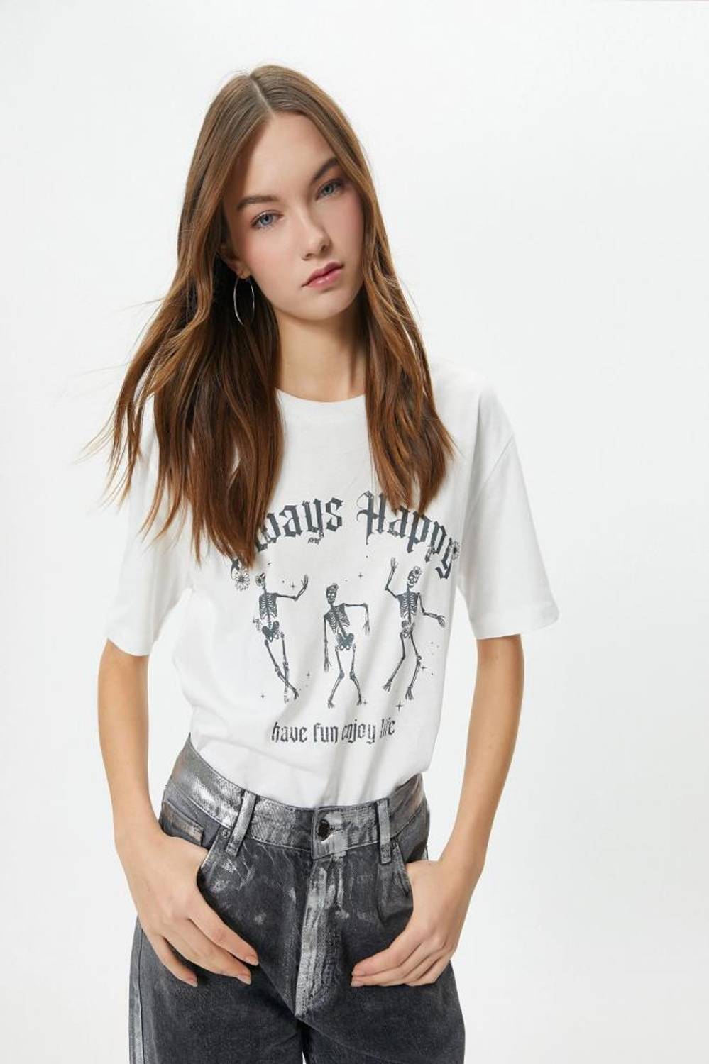 Футболка Koton з коротким рукавом і круглим вирізом, бавовняна з принтом черепа, стійке виробництво, розміри XS та L, колір: екрю