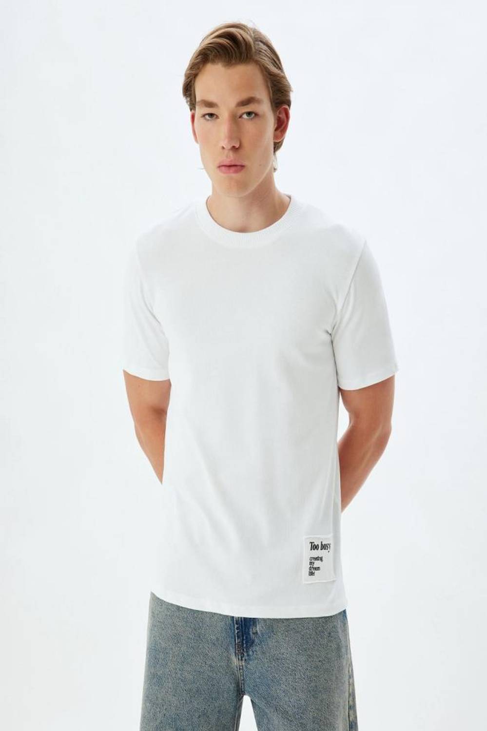 Koton Bisiklet Yaka Tişört Kısa Kollu Pamuklu Baskılı Aplike Detaylı