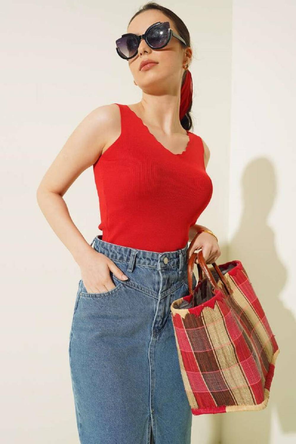 Hipatu Merdiven Yaka Krop - Kırmızı 