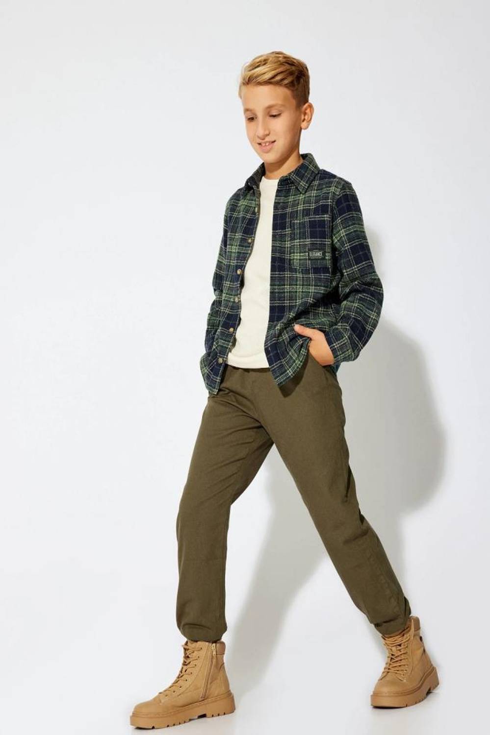 Koton Erkek Çocuk Oduncu Gömlek Çift Kapaklı Cepli Uzun Kollu