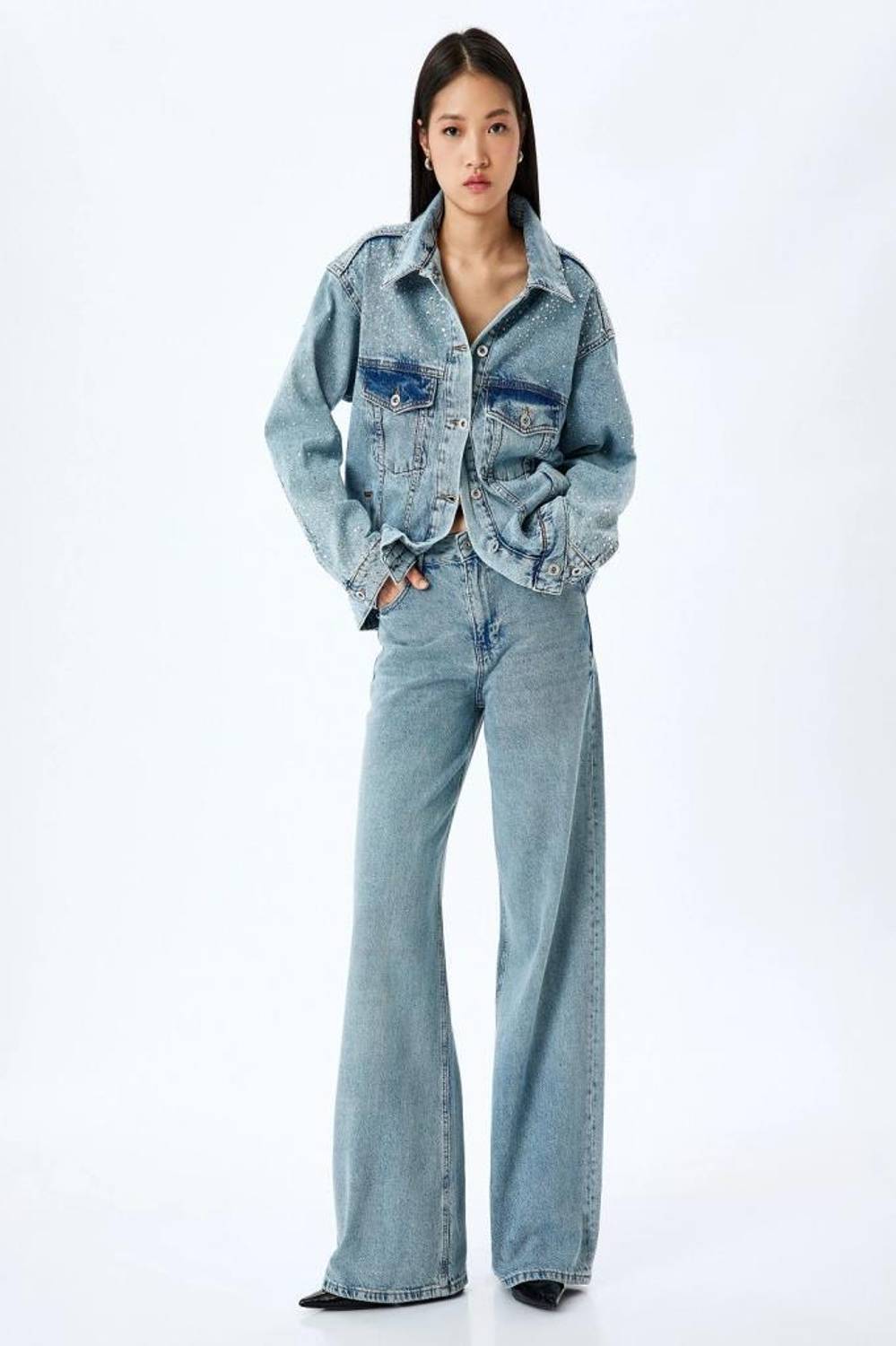 Koton Cepli Taş Detaylı Düğmeli Denim Ceket