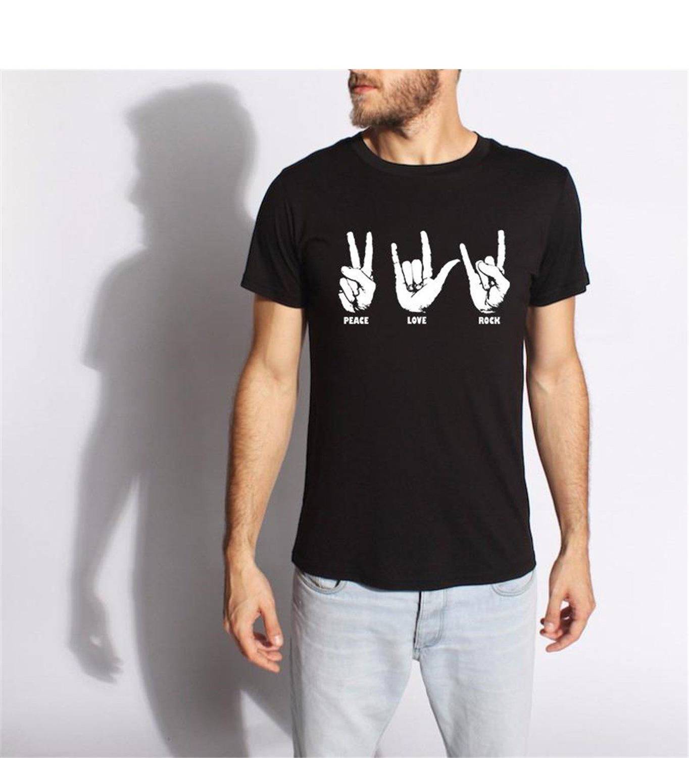 تيشيرت رجال محبة سلام روك 100% قطن عضوي مع طباعة صديقة للبيئة بقصّات مريحة ومناسبة لجميع الأحجام