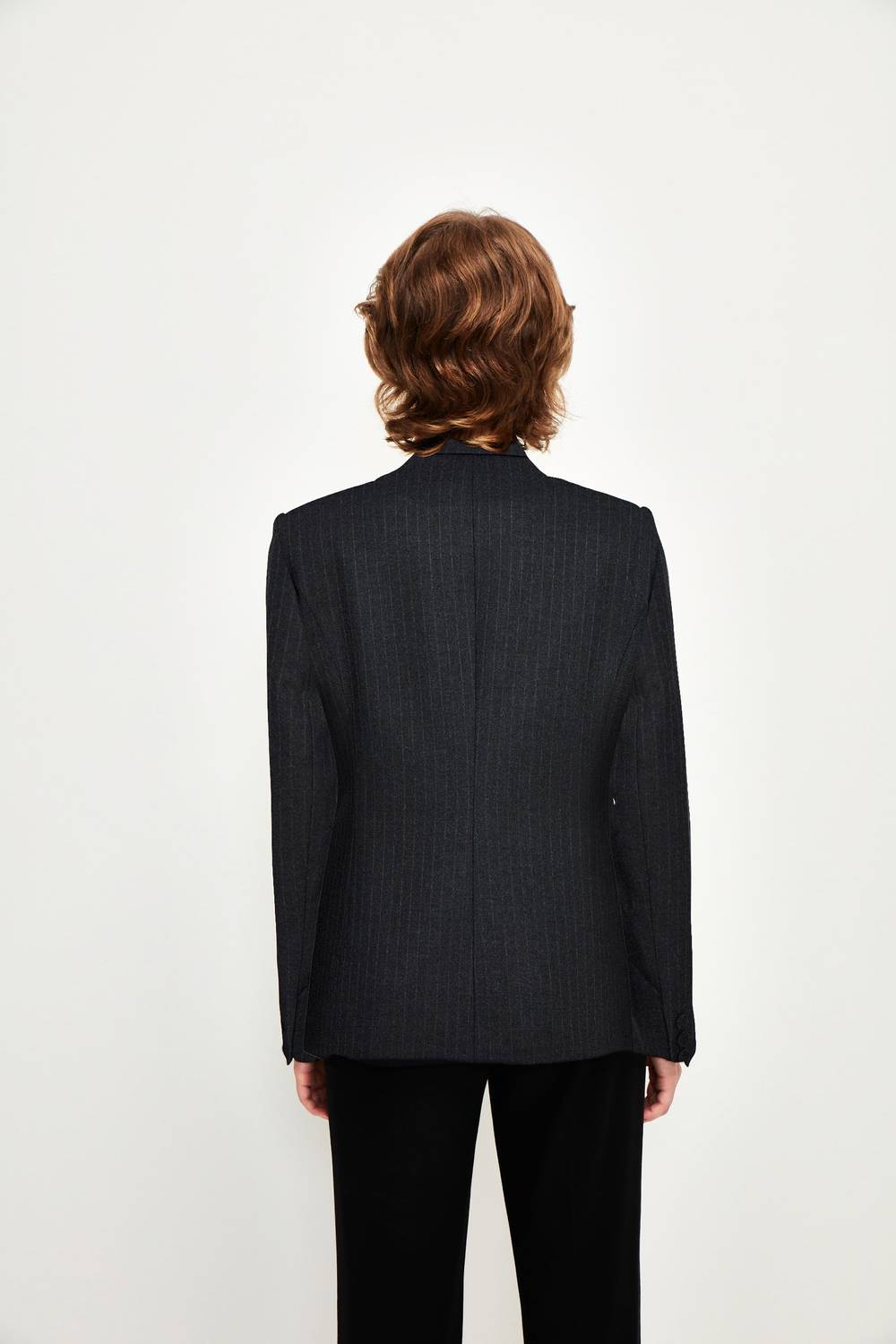 Сірий жакет з кишенями та застібками, в полоску, довгі рукави, стиль Work, тканина: 65% поліестер, 33% віскоза, 2% лайкра